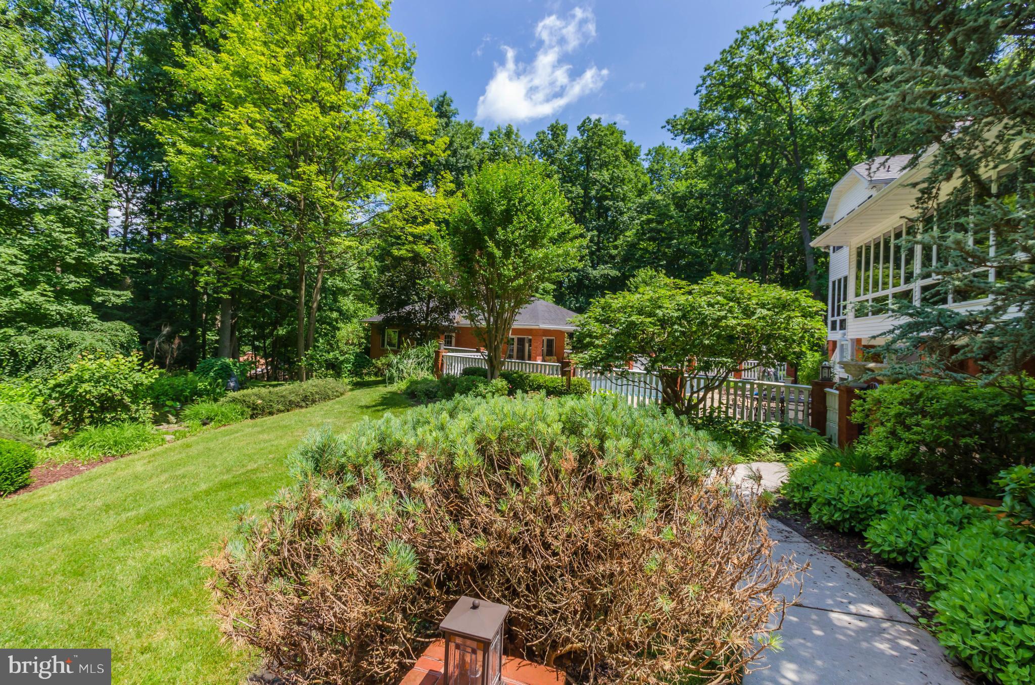 CAVES VALLEY - Residential