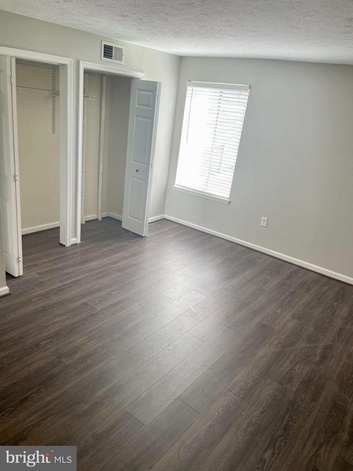 GREENBRIAR CONDO PHASE I - Residential Lease