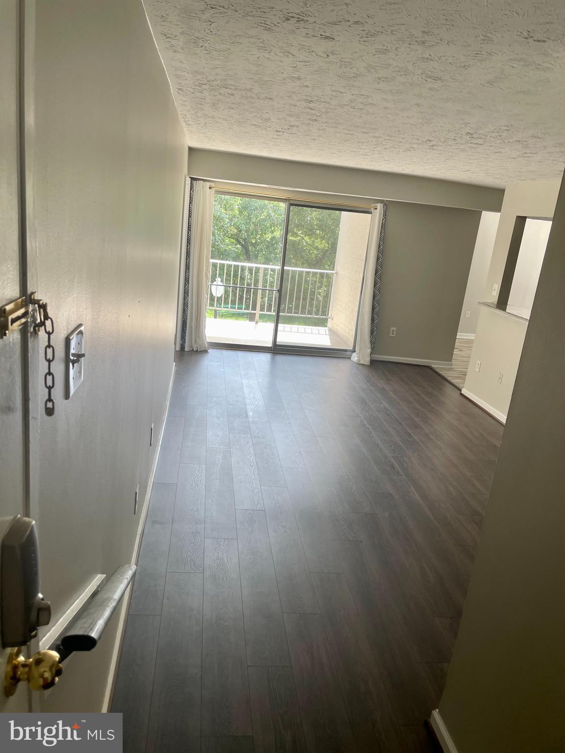 GREENBRIAR CONDO PHASE I - Residential Lease