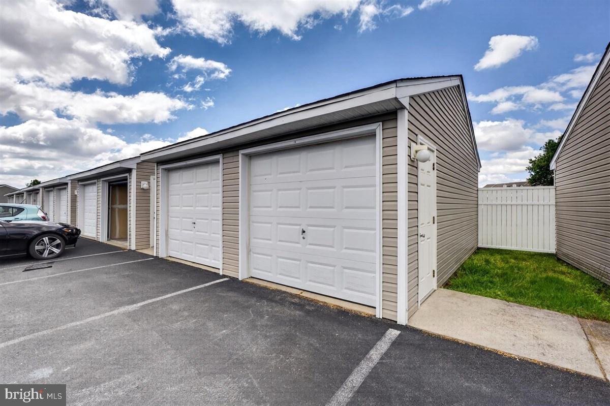 BETHANY BAY - Residential
