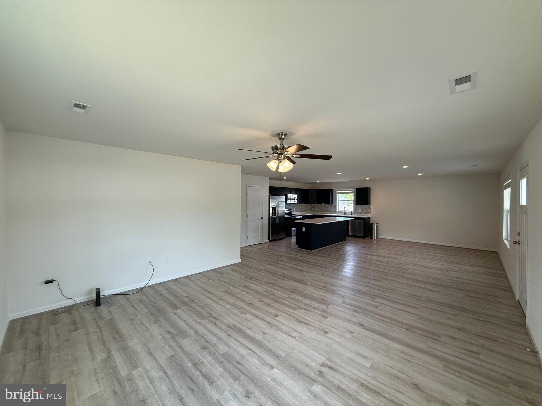 990 EBB TIDE DRIVE