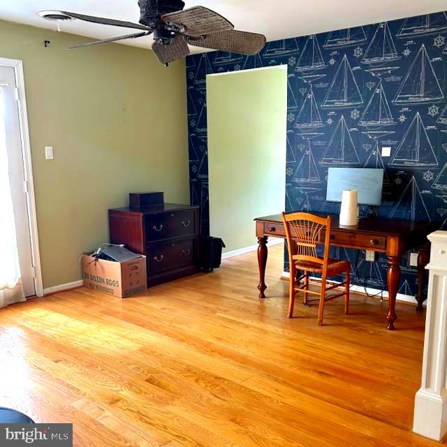 FOXWOOD MANOR - Residential