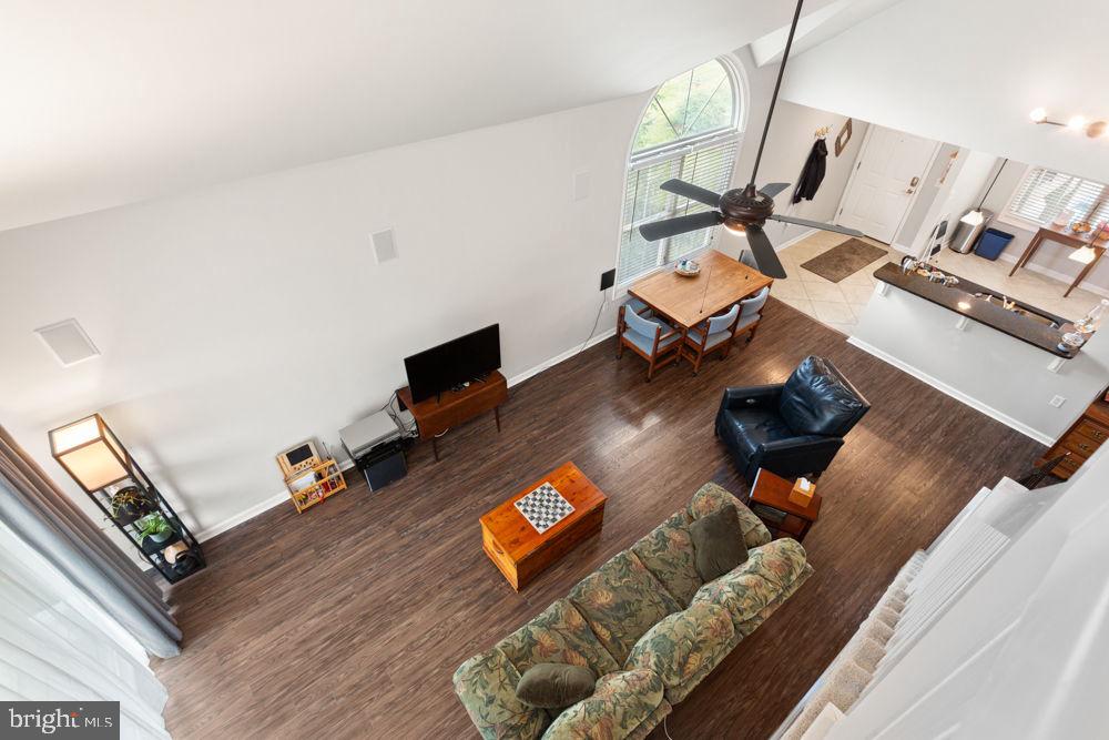 1290 CONSTITUTION COURT 304