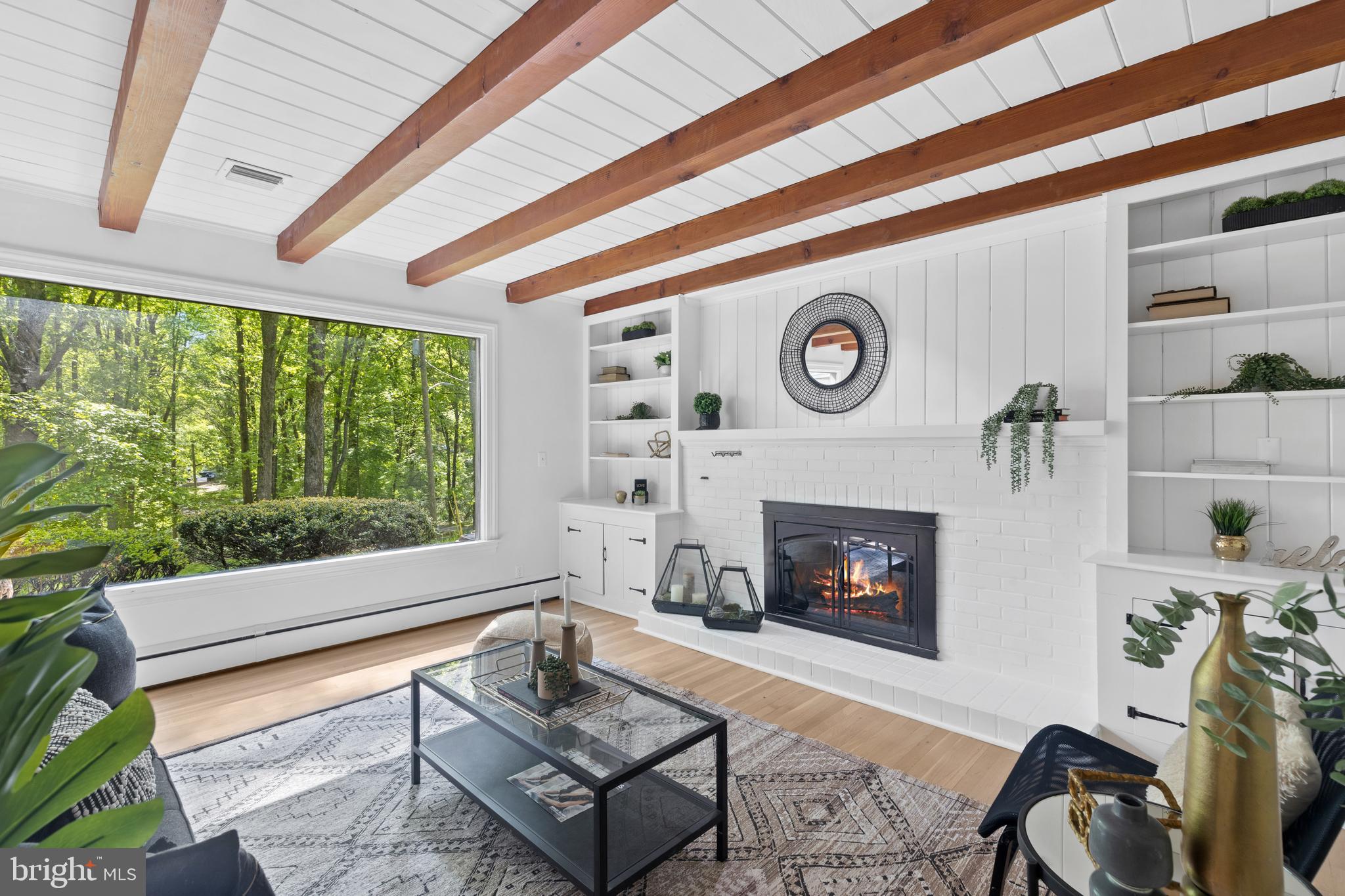 CAVES VALLEY - Residential