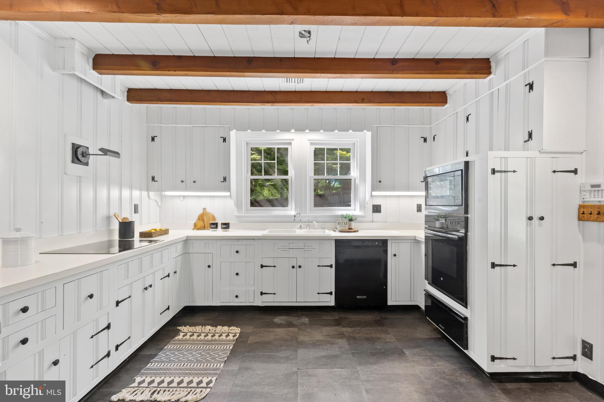 CAVES VALLEY - Residential