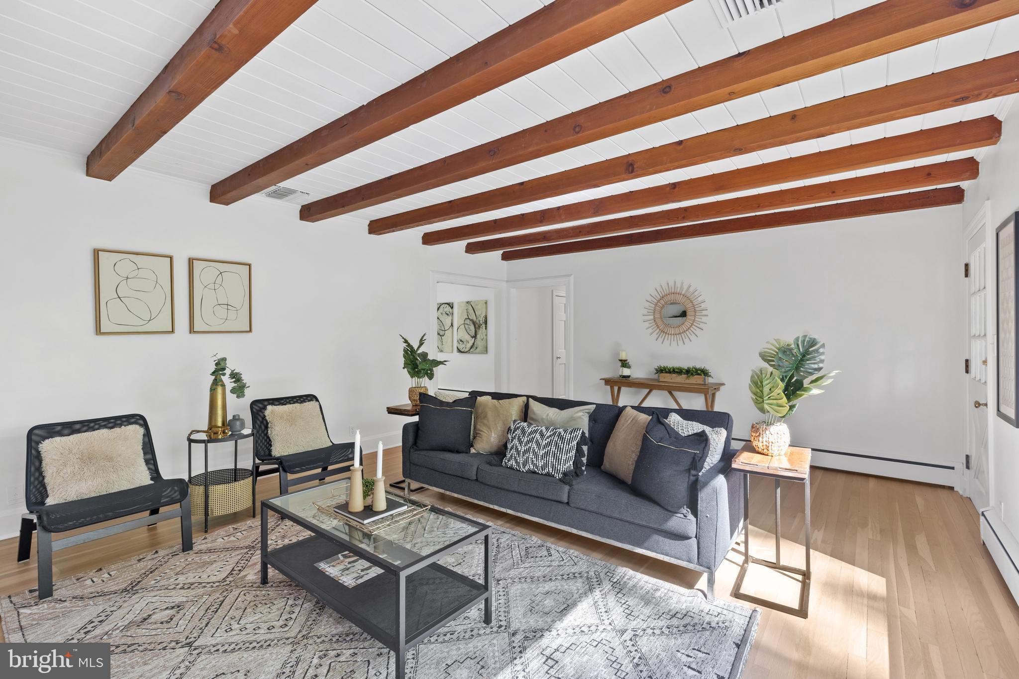 CAVES VALLEY - Residential