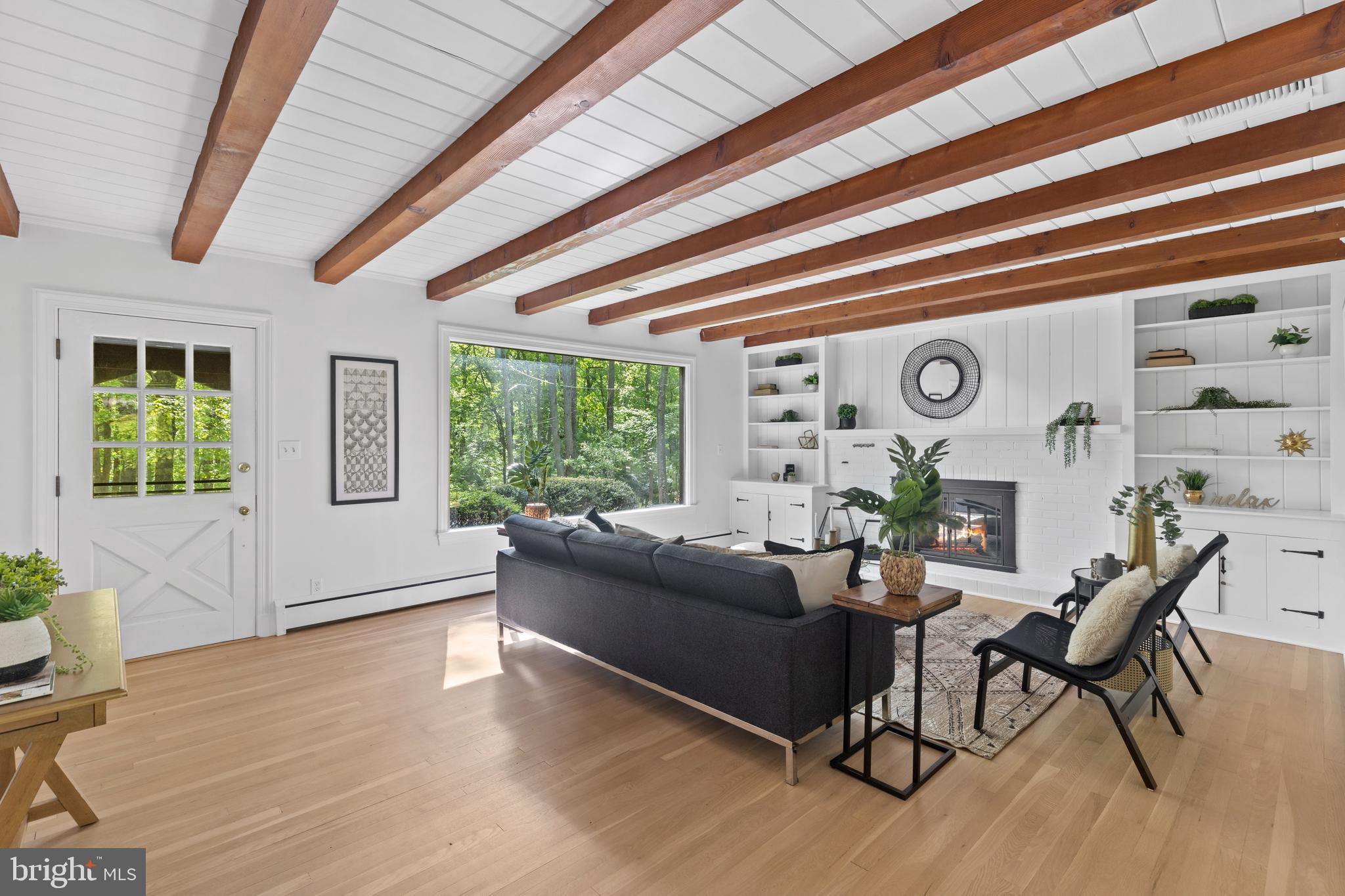 CAVES VALLEY - Residential