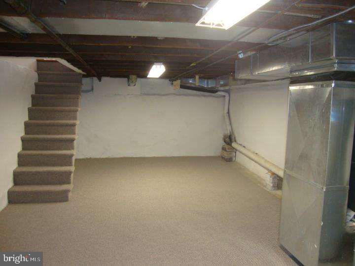 POINT BREEZE - Residential Lease