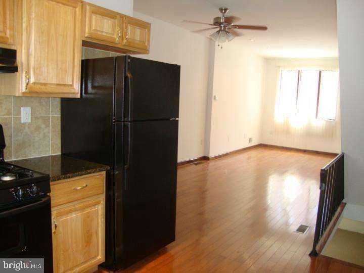 POINT BREEZE - Residential Lease