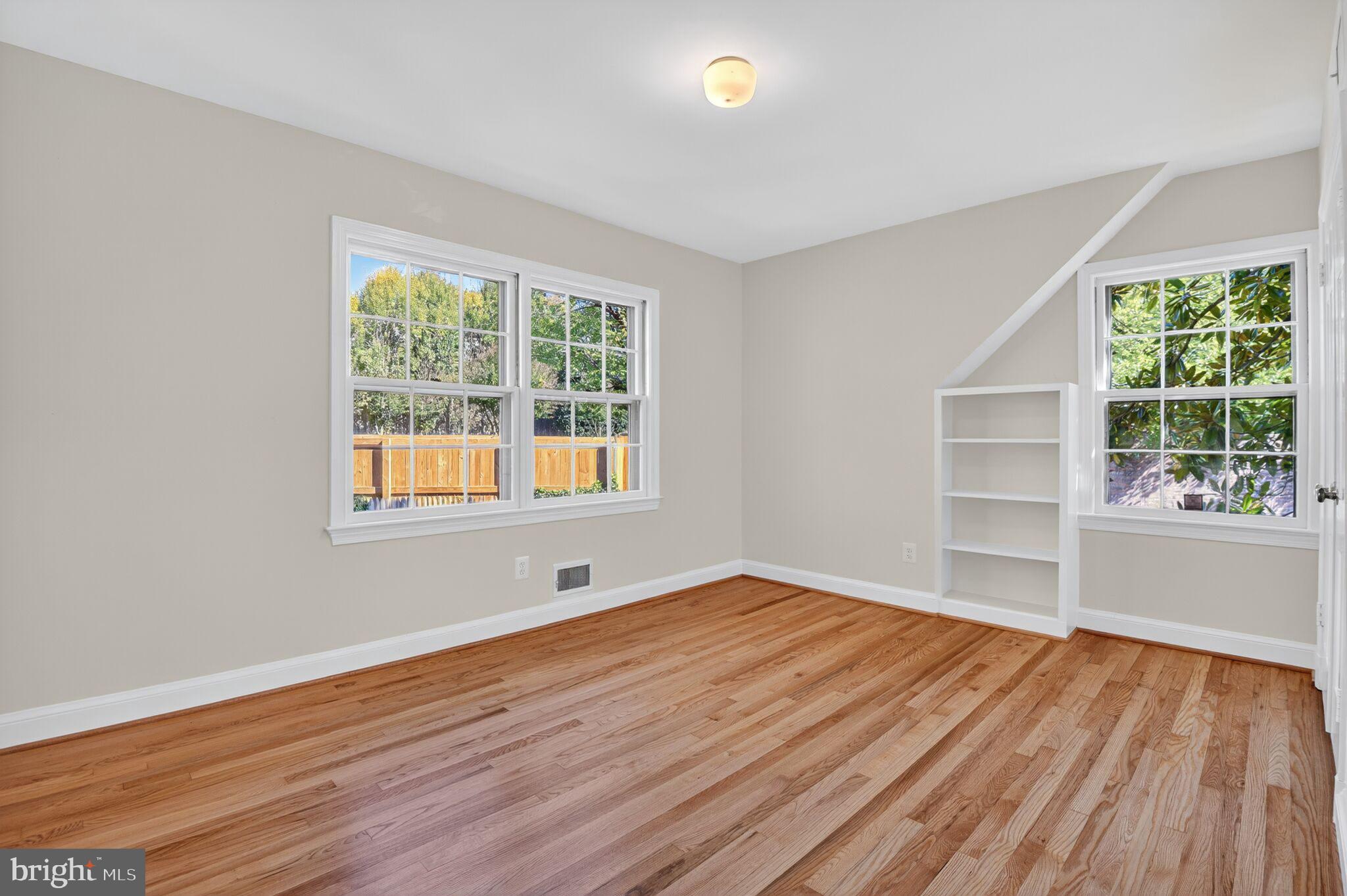 WESTMORELAND HILLS - Residential