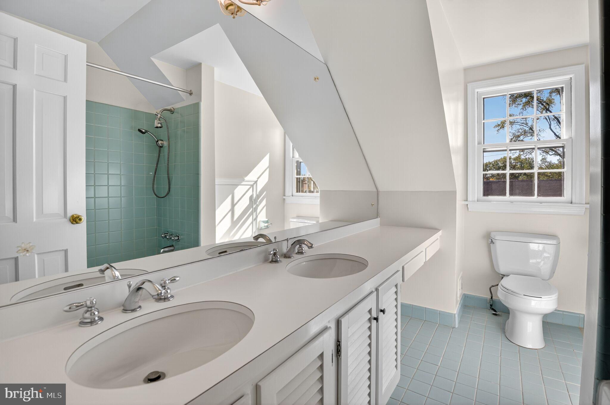 WESTMORELAND HILLS - Residential