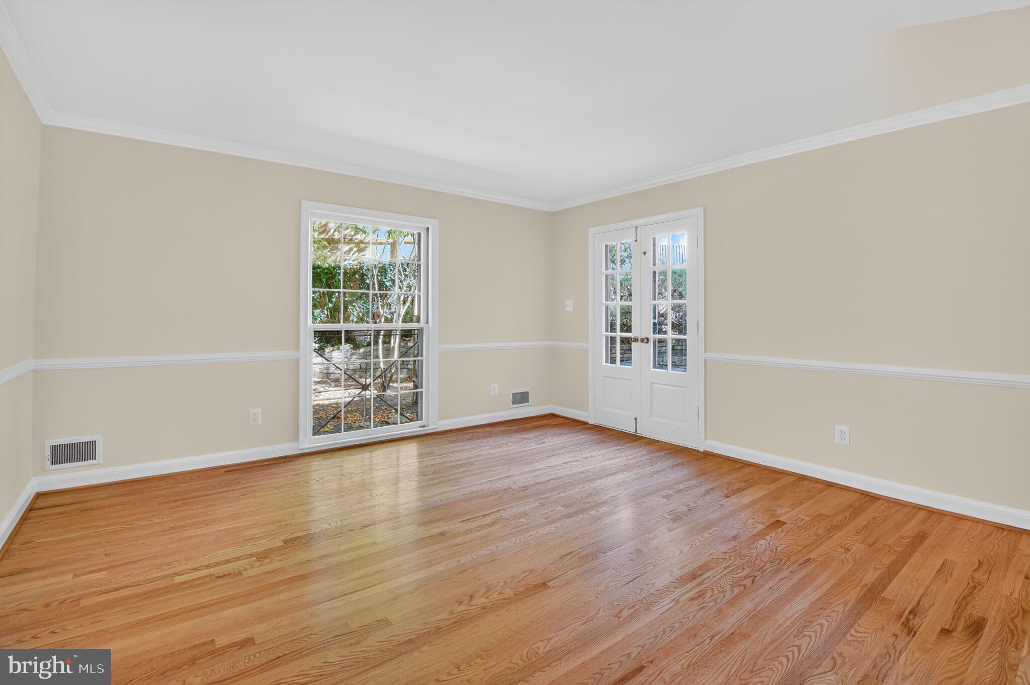 WESTMORELAND HILLS - Residential