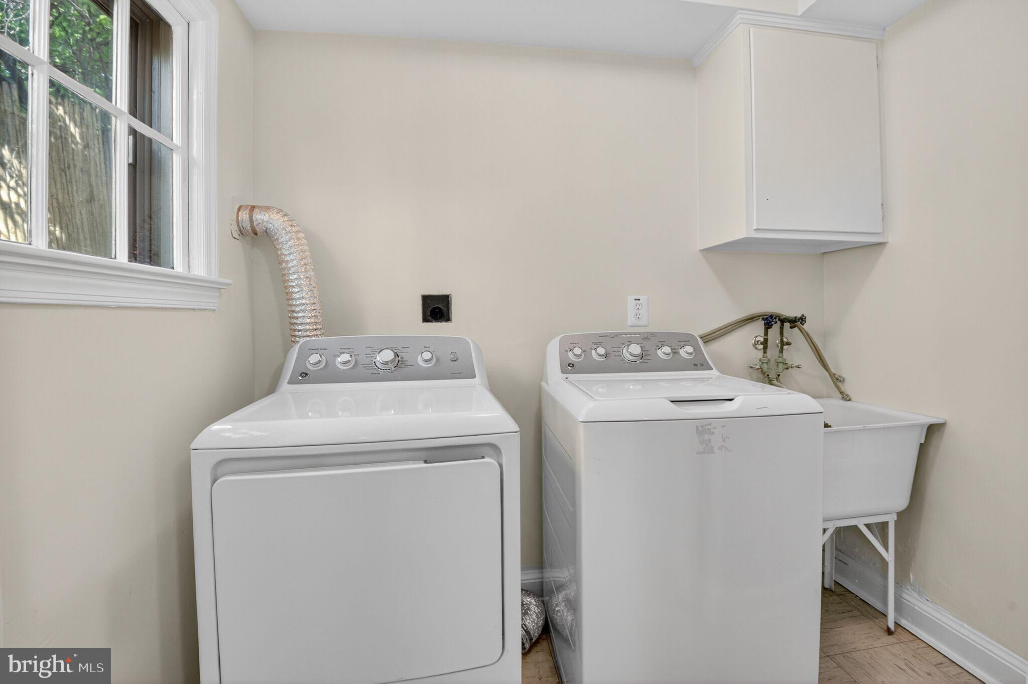 WESTMORELAND HILLS - Residential