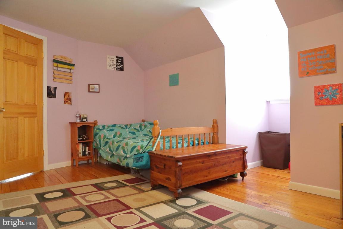 PINE LANE ESTATES - Residential