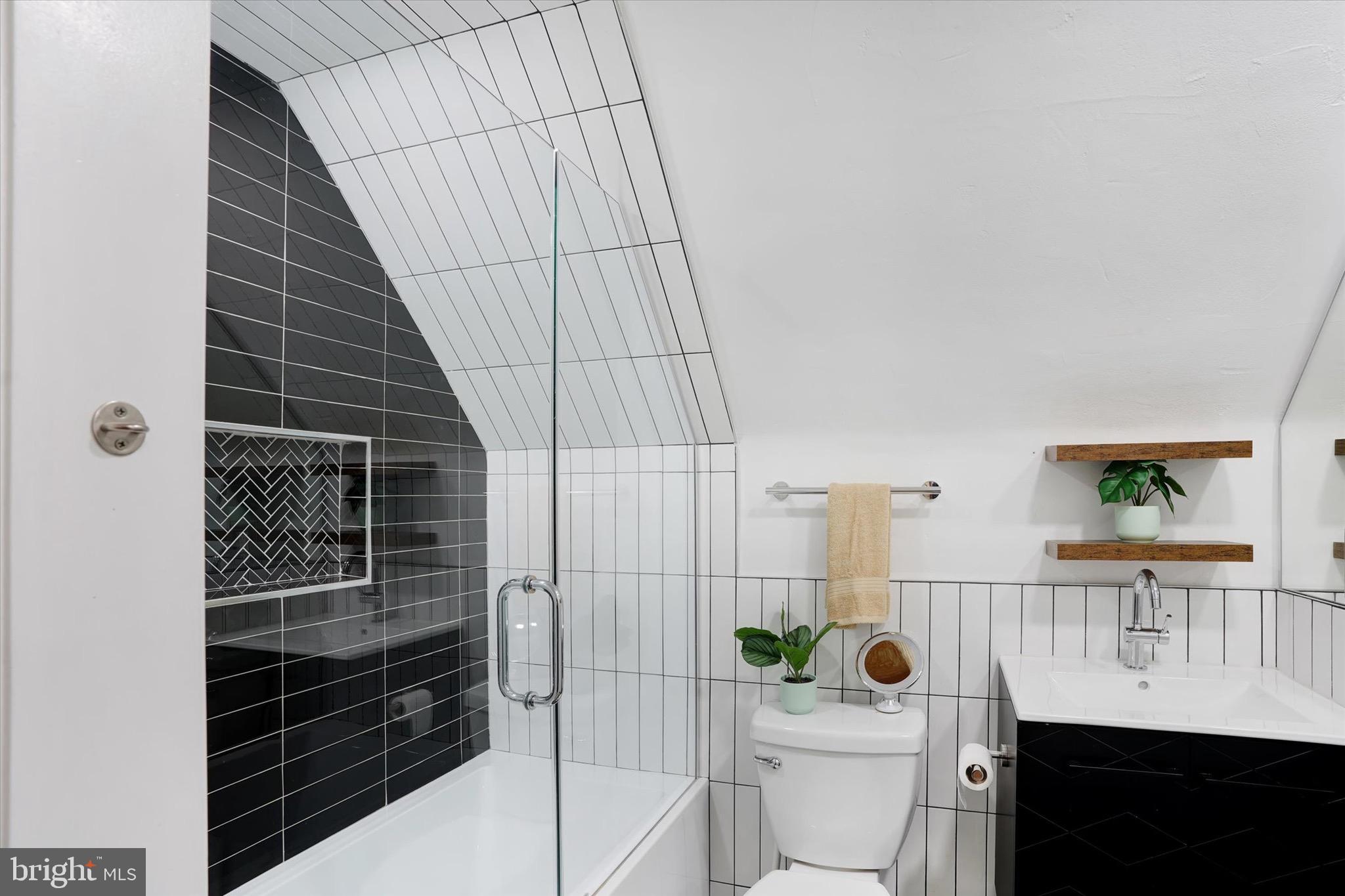 BROOKTHORPE HILLS - Residential