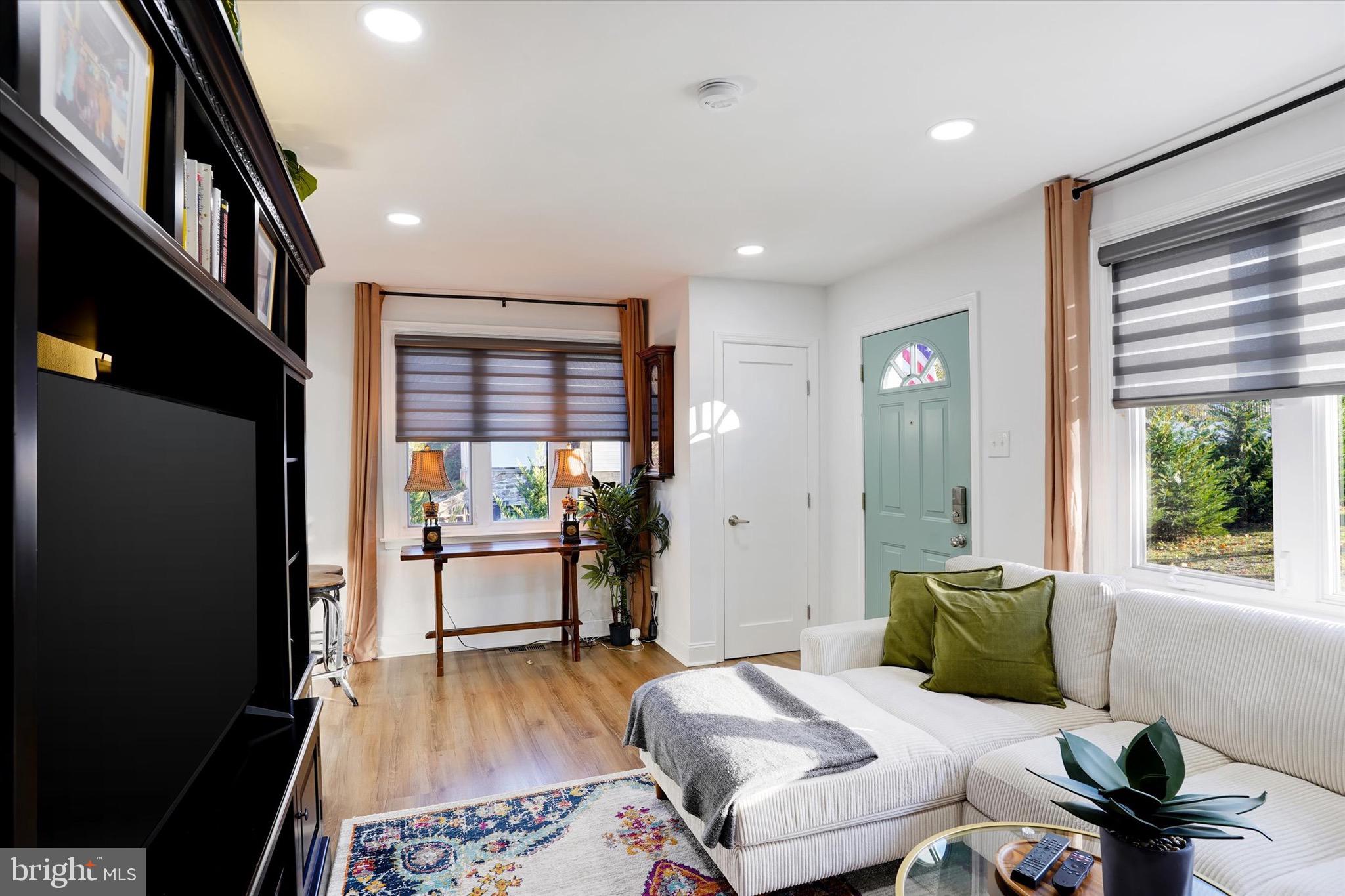 BROOKTHORPE HILLS - Residential