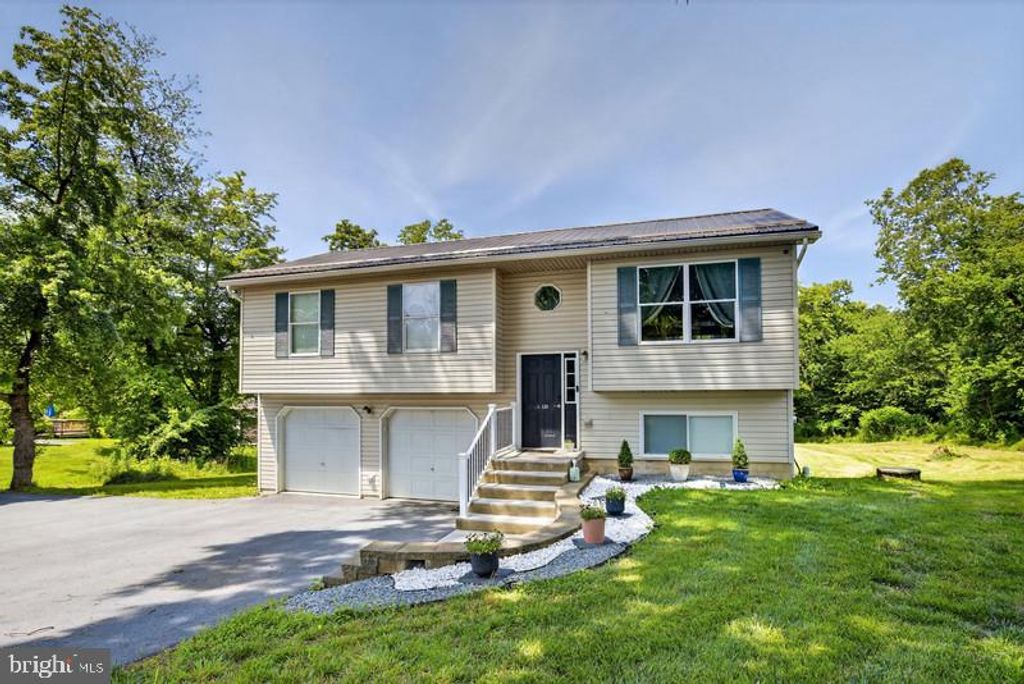 Photo of 128 Falmouth Road, BAINBRIDGE, PA 17502 (MLS # PALA2072272)