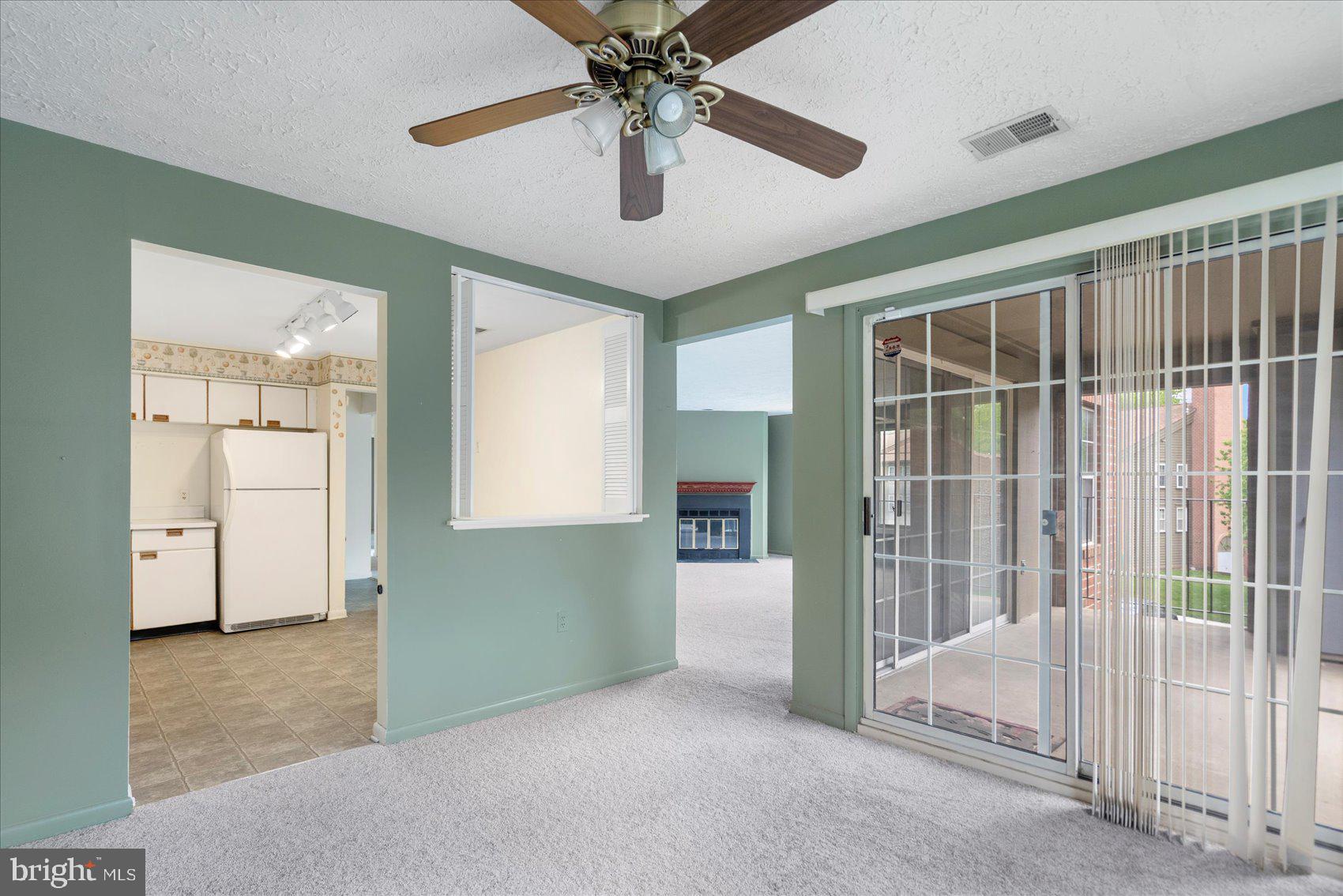 SUMMIT RIDGE - Residential