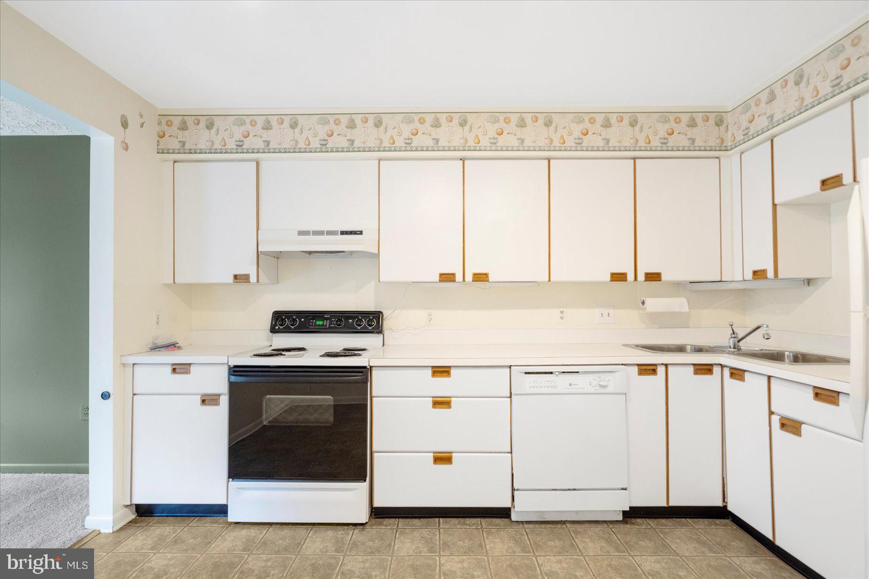 SUMMIT RIDGE - Residential