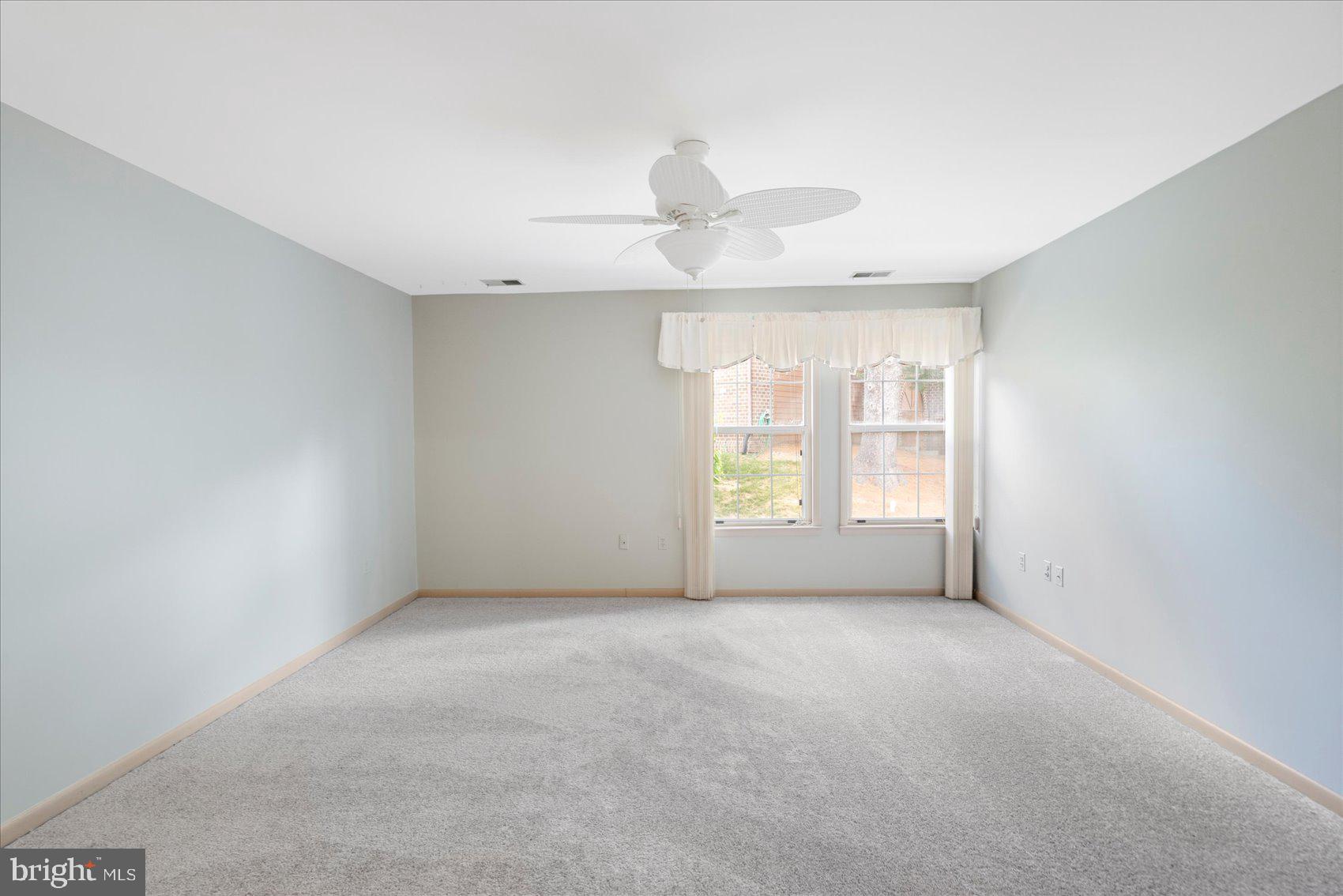 SUMMIT RIDGE - Residential