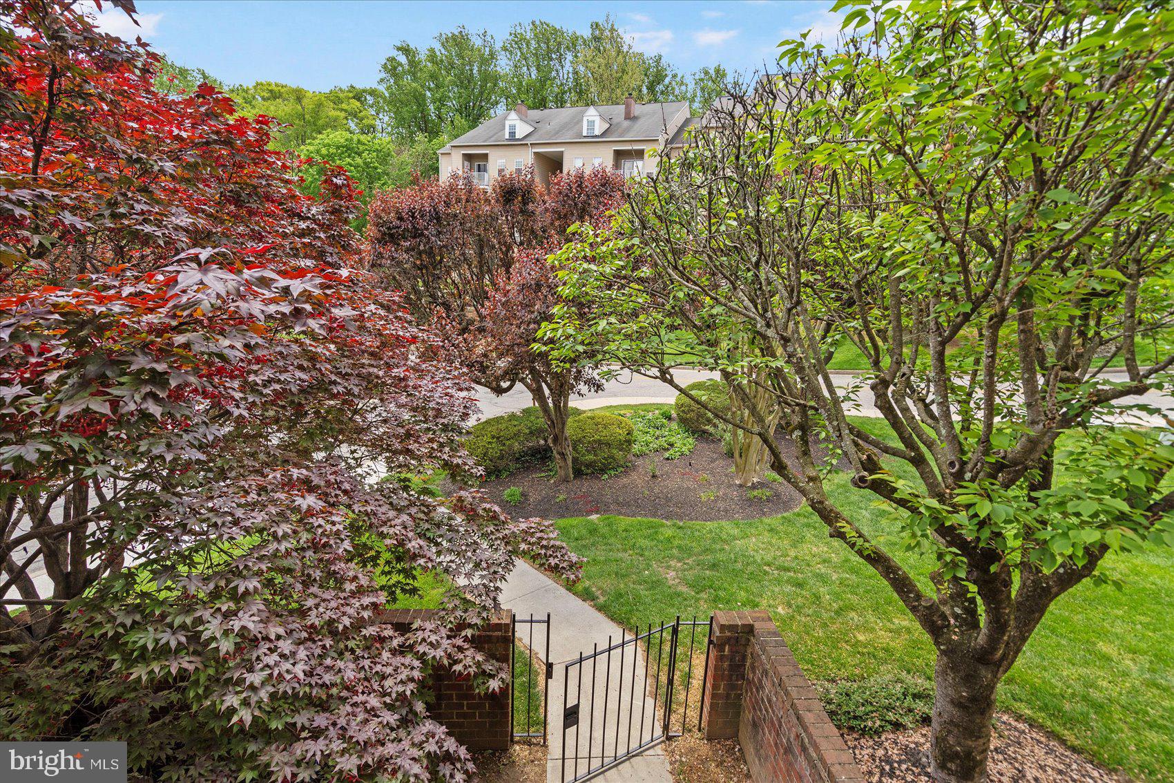 SUMMIT RIDGE - Residential
