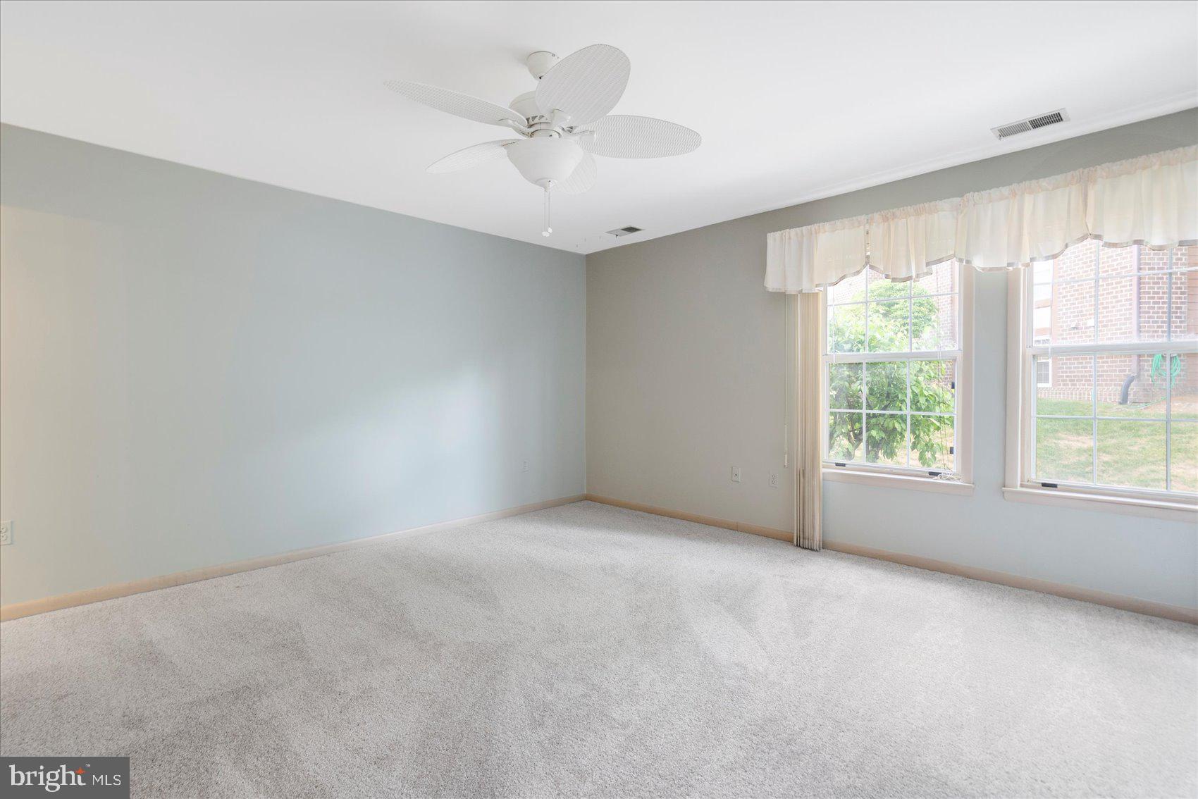 SUMMIT RIDGE - Residential