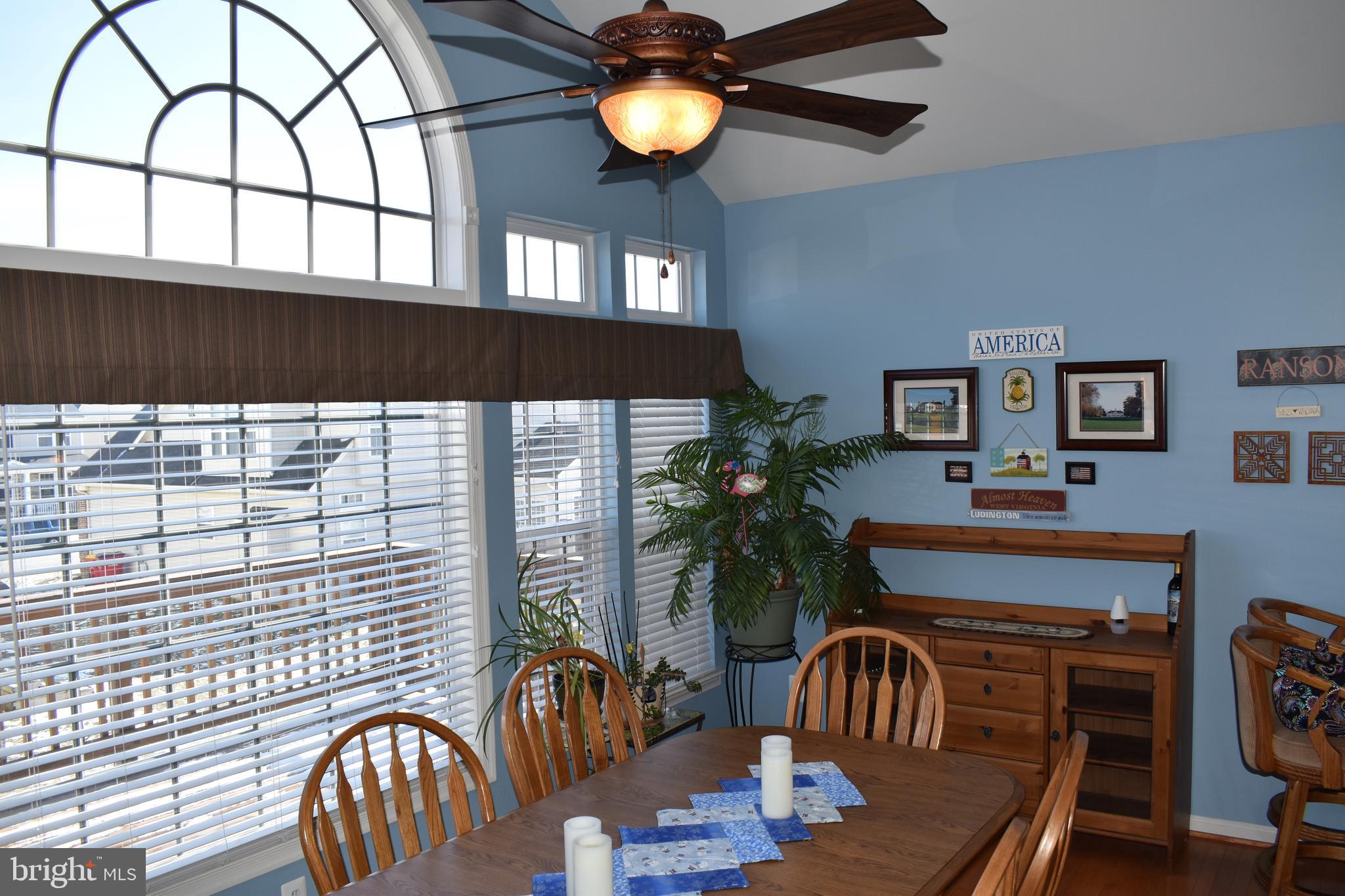 LAKELAND PLACE - Residential