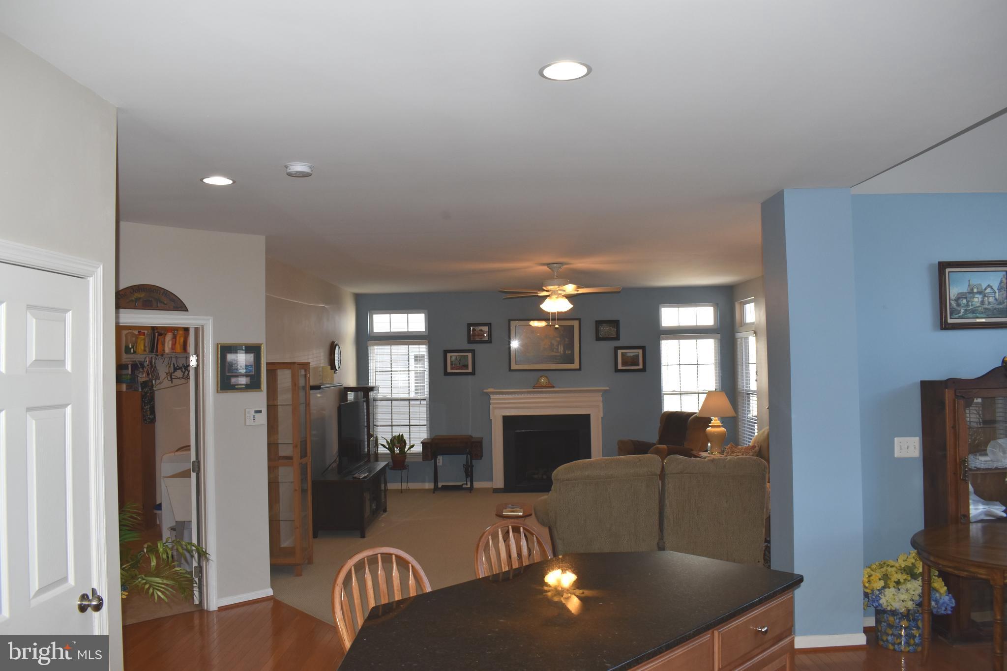 LAKELAND PLACE - Residential