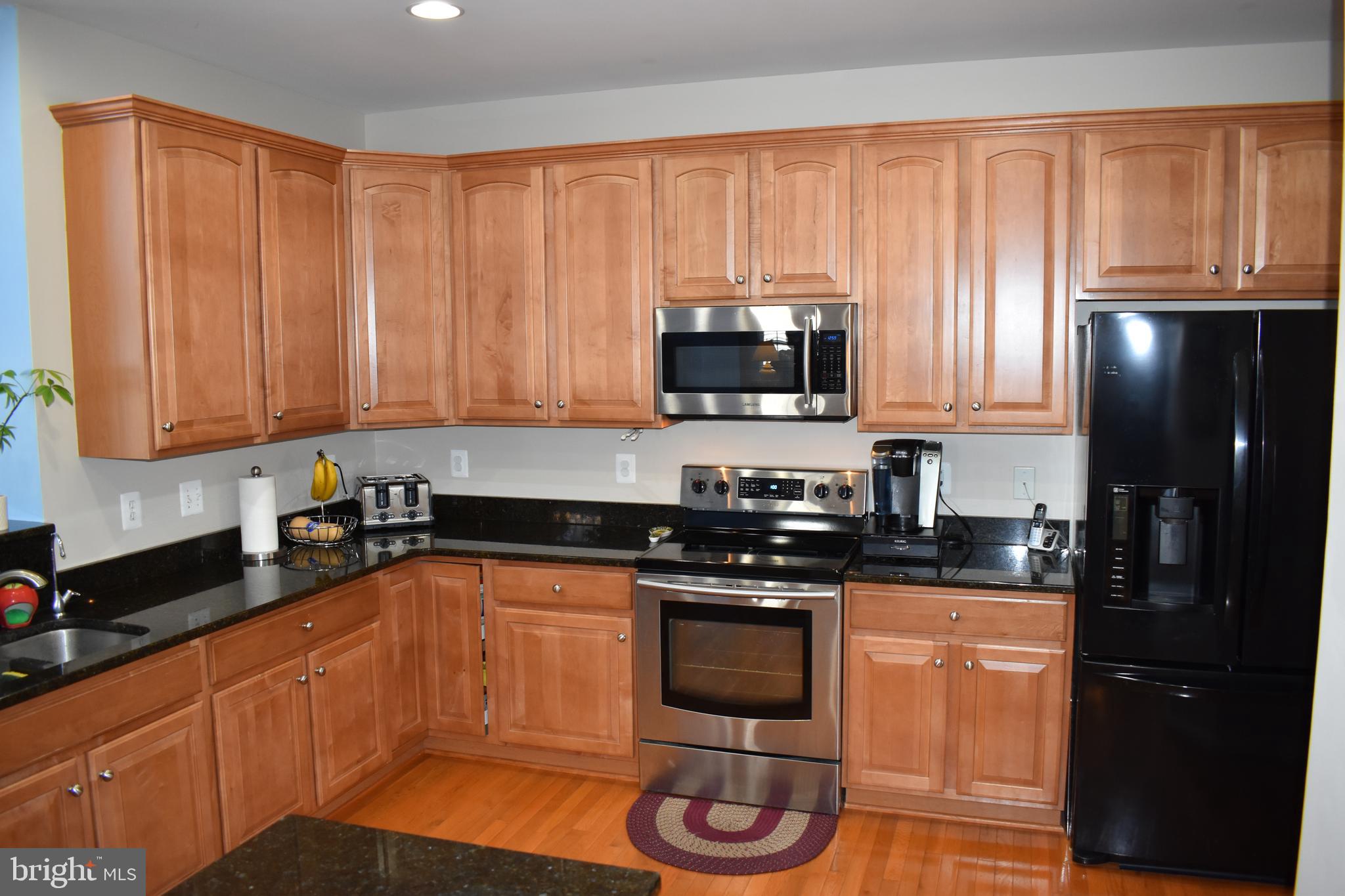 LAKELAND PLACE - Residential