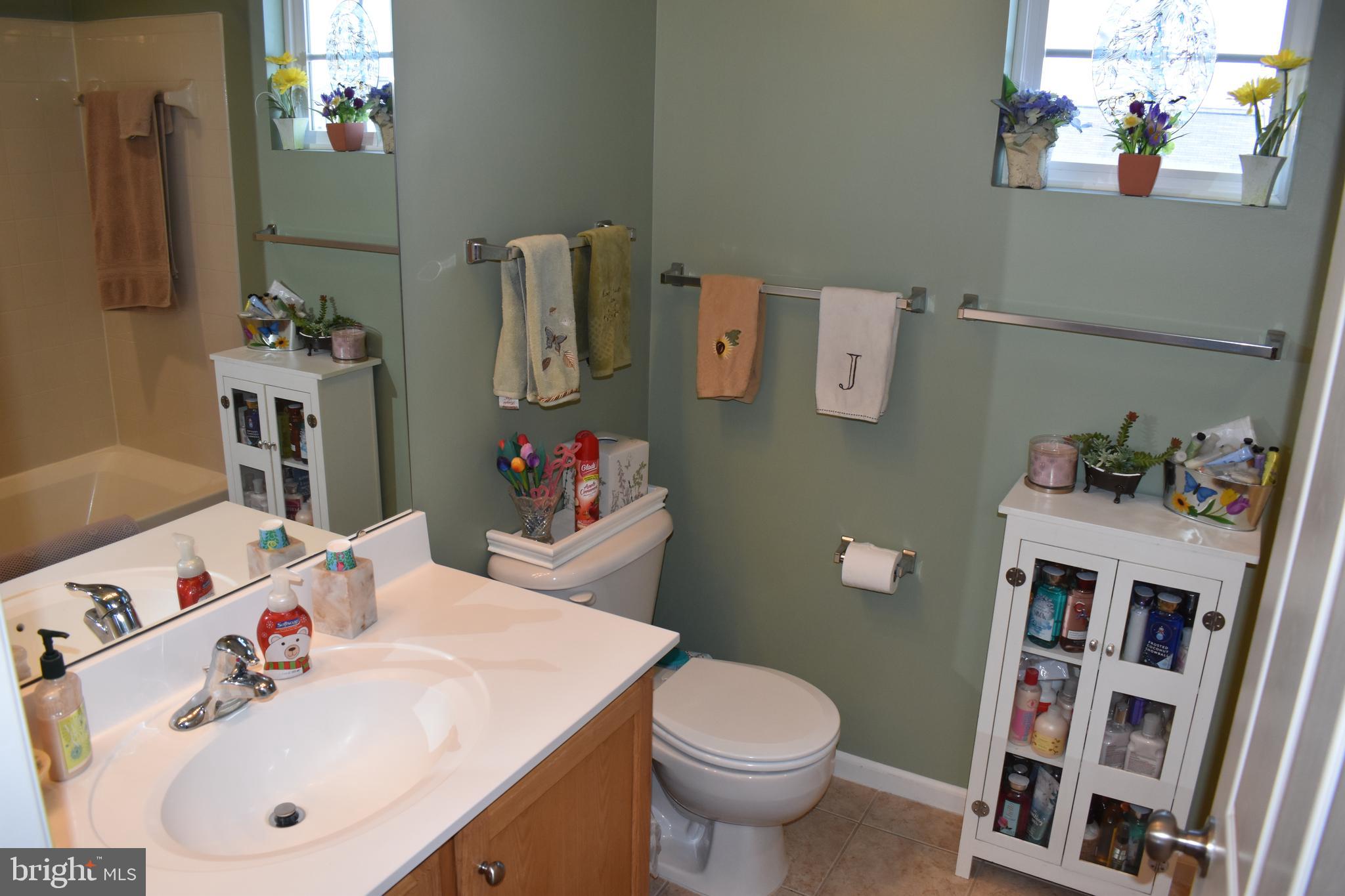 LAKELAND PLACE - Residential