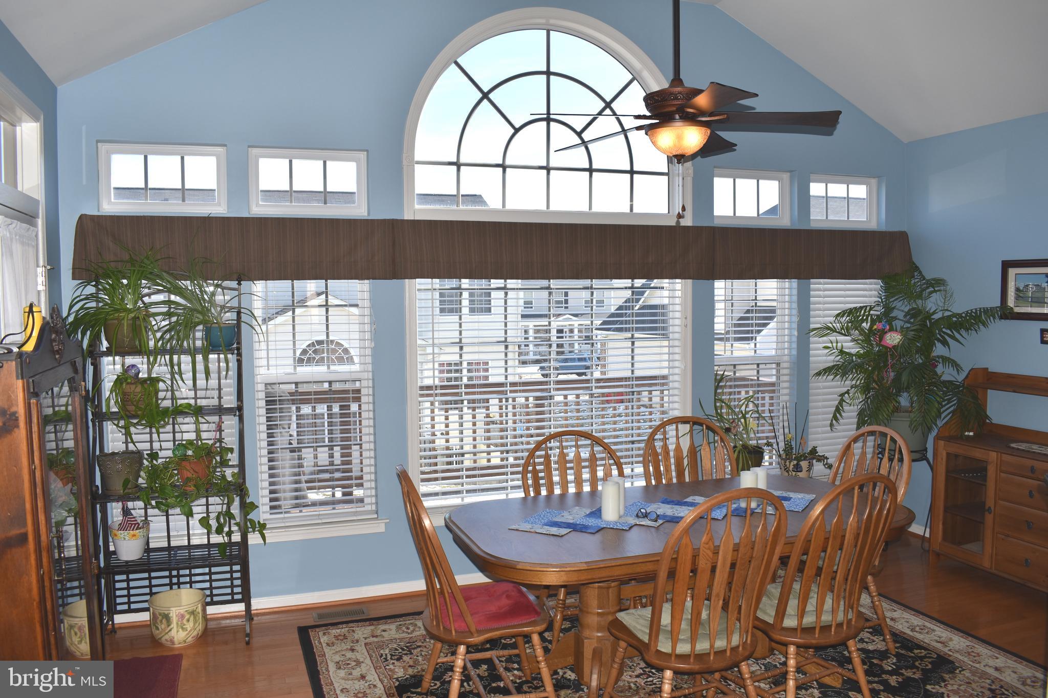 LAKELAND PLACE - Residential