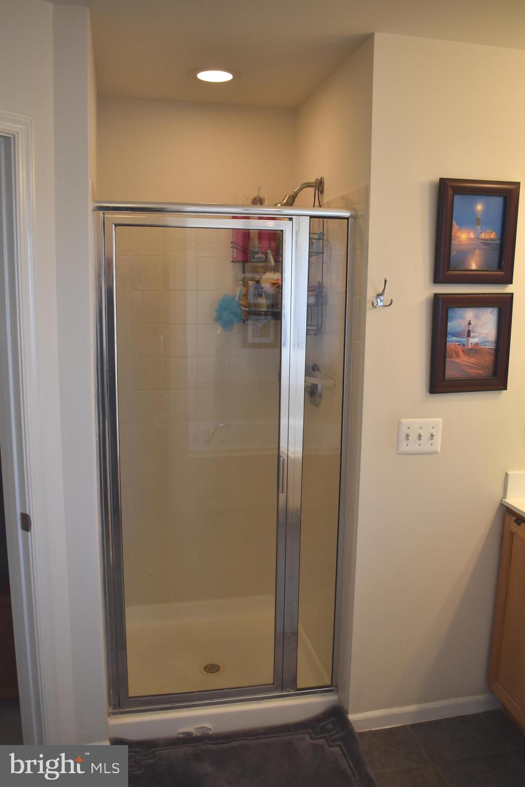 LAKELAND PLACE - Residential