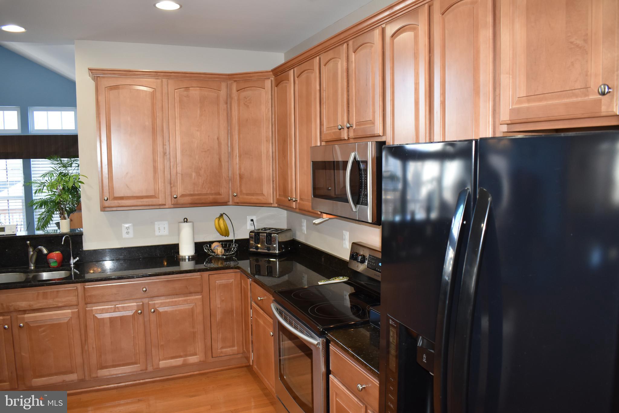 LAKELAND PLACE - Residential