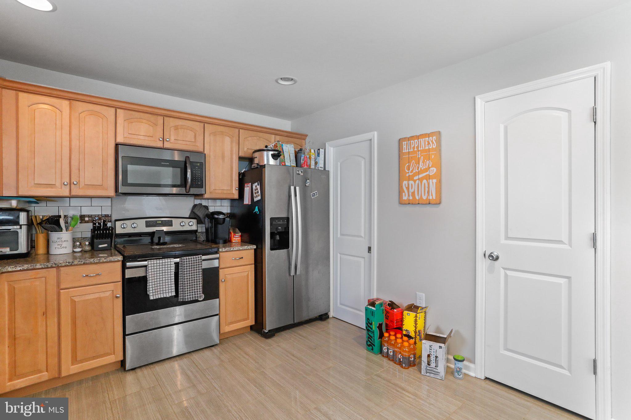 AMBER WOODS - Residential