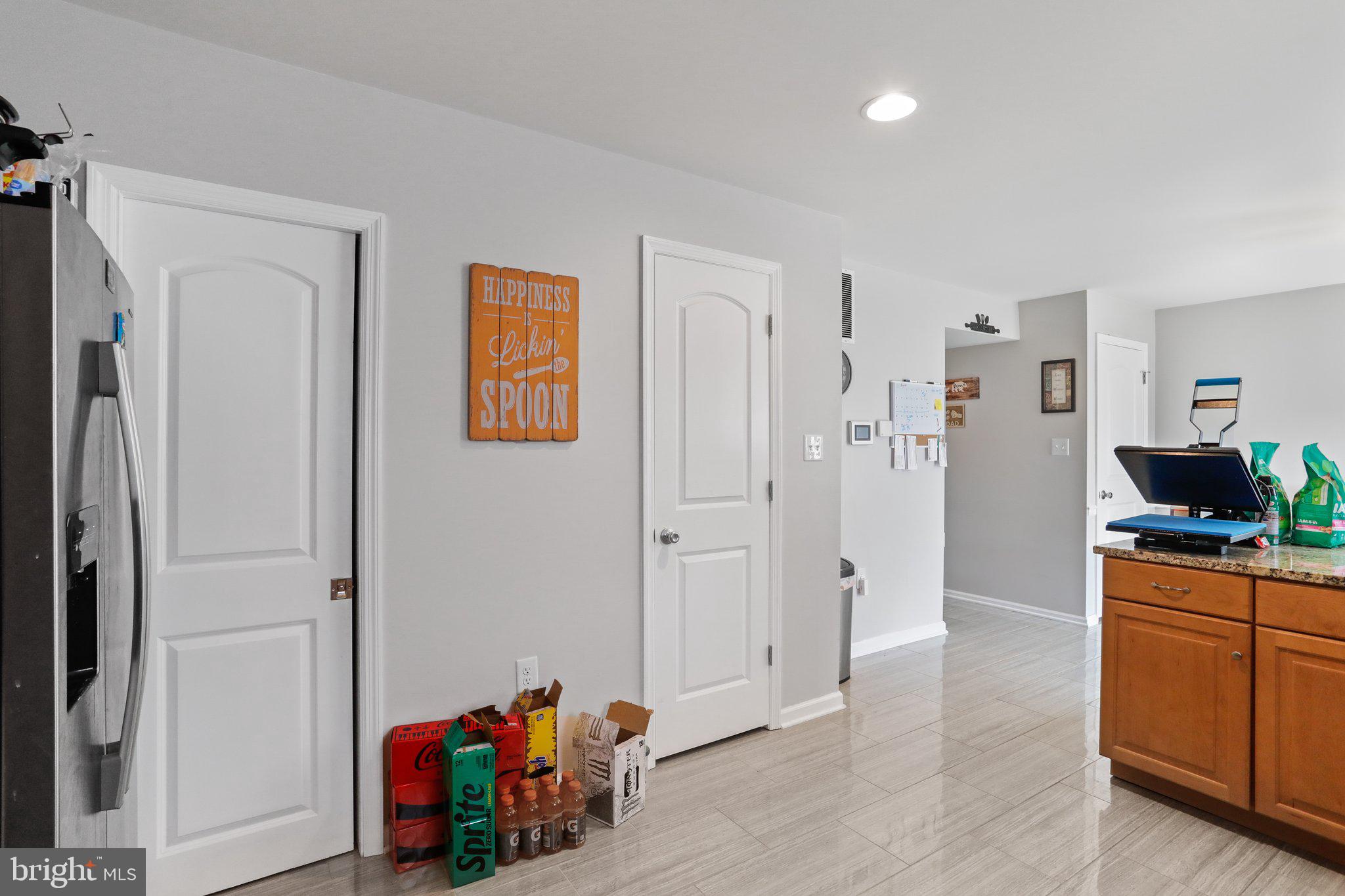 AMBER WOODS - Residential