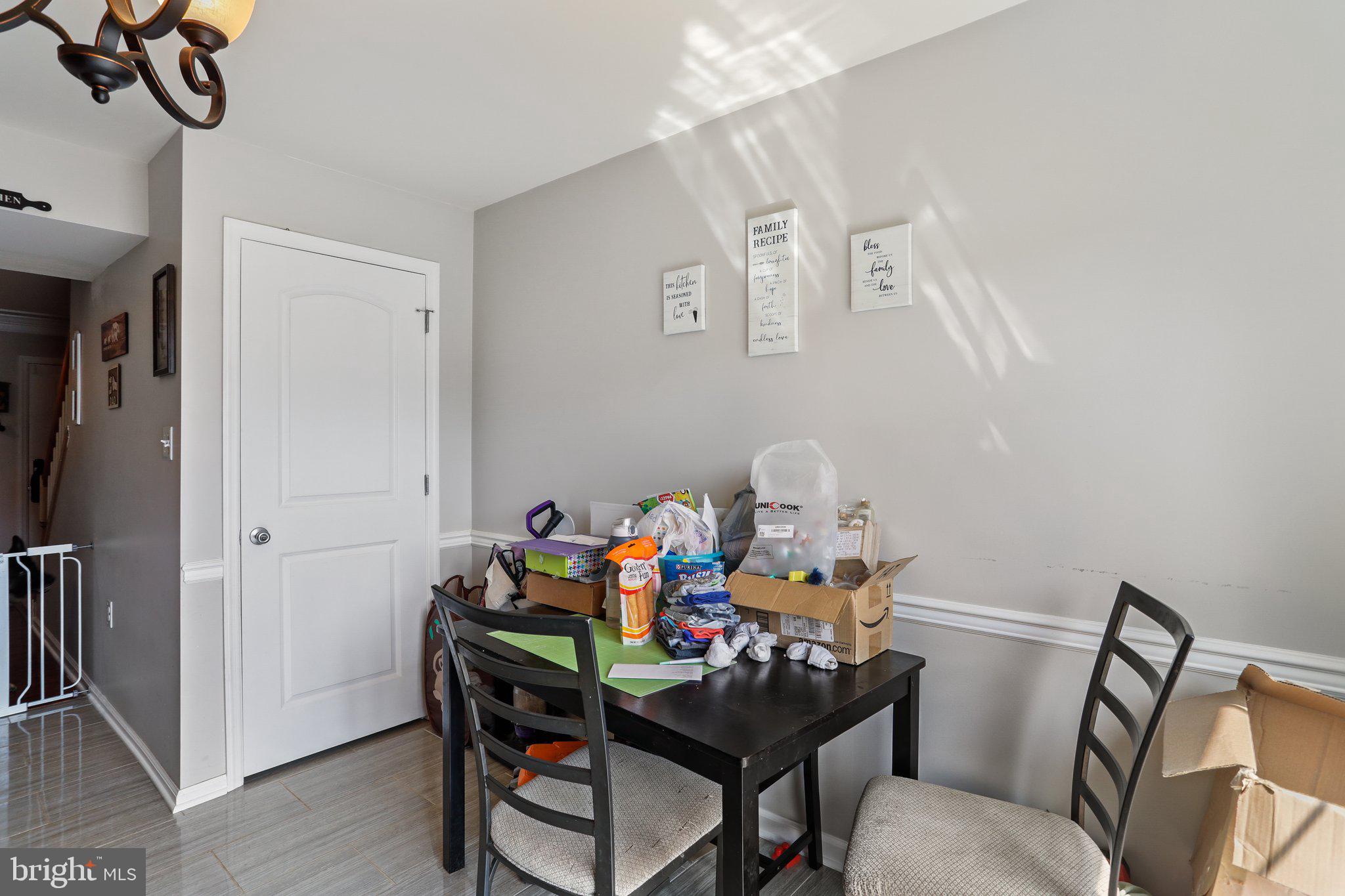 AMBER WOODS - Residential