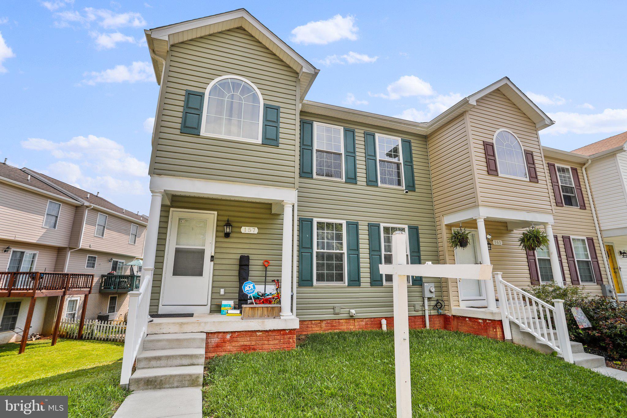 AMBER WOODS - Residential