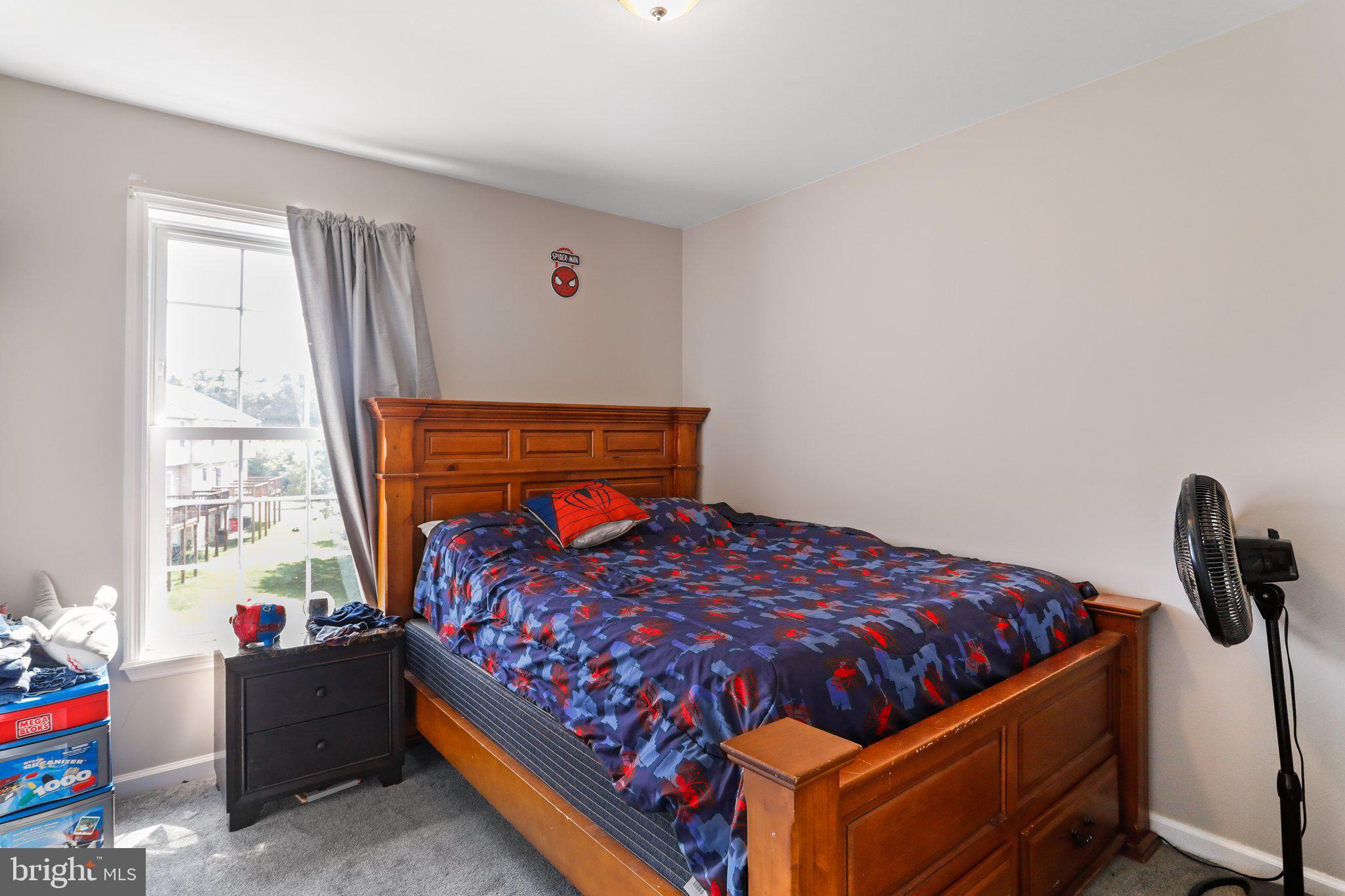 AMBER WOODS - Residential