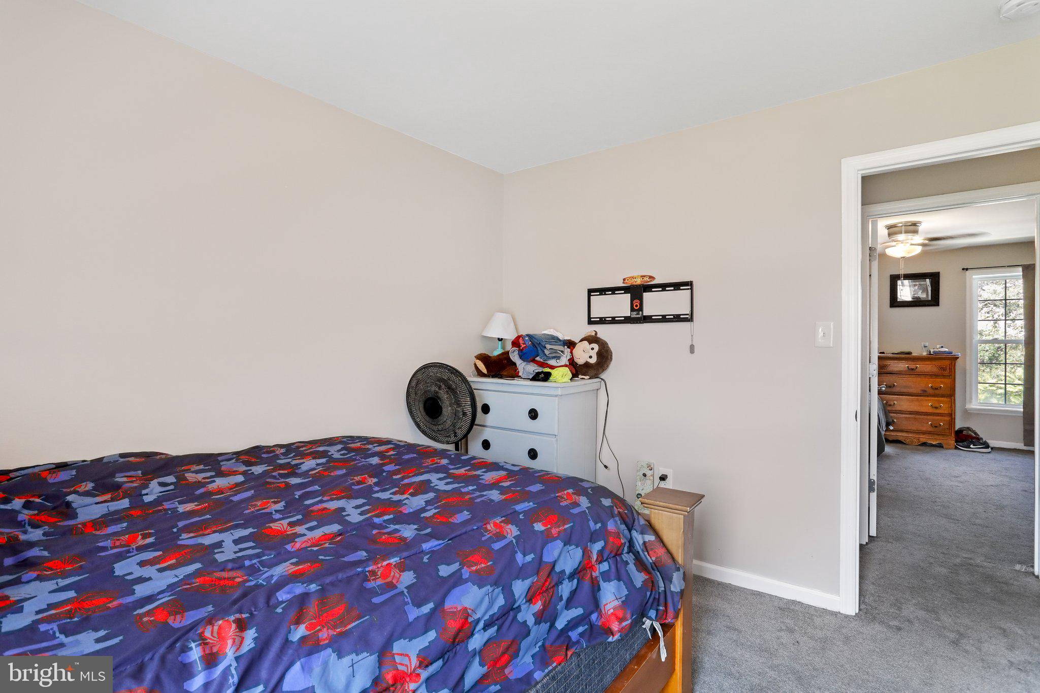 AMBER WOODS - Residential