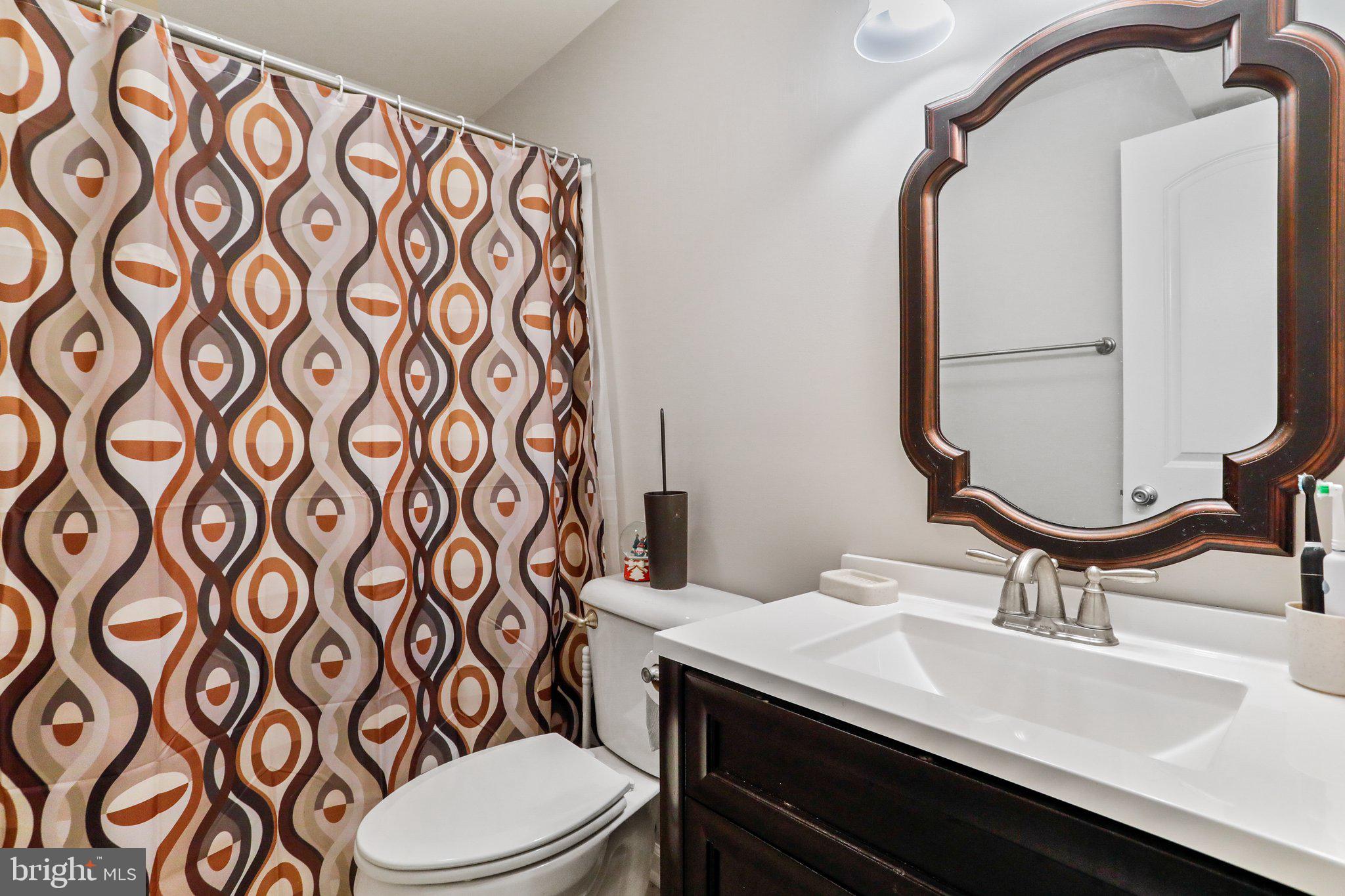 AMBER WOODS - Residential