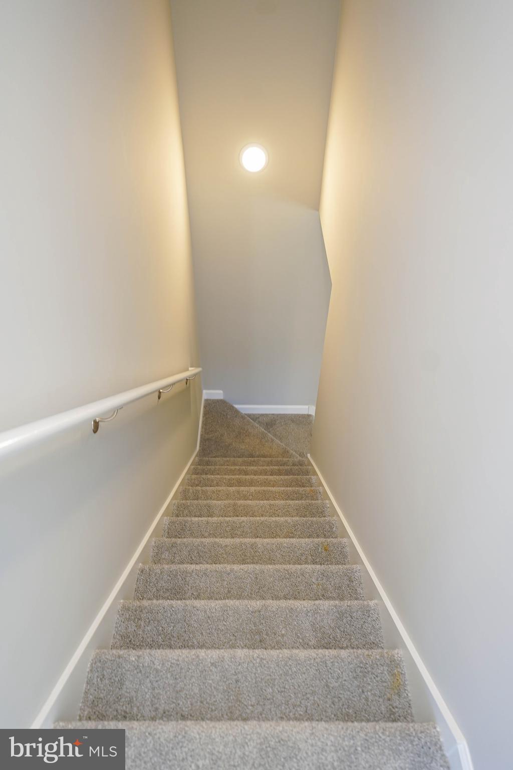 NEWTOWNE SQUARE - Residential