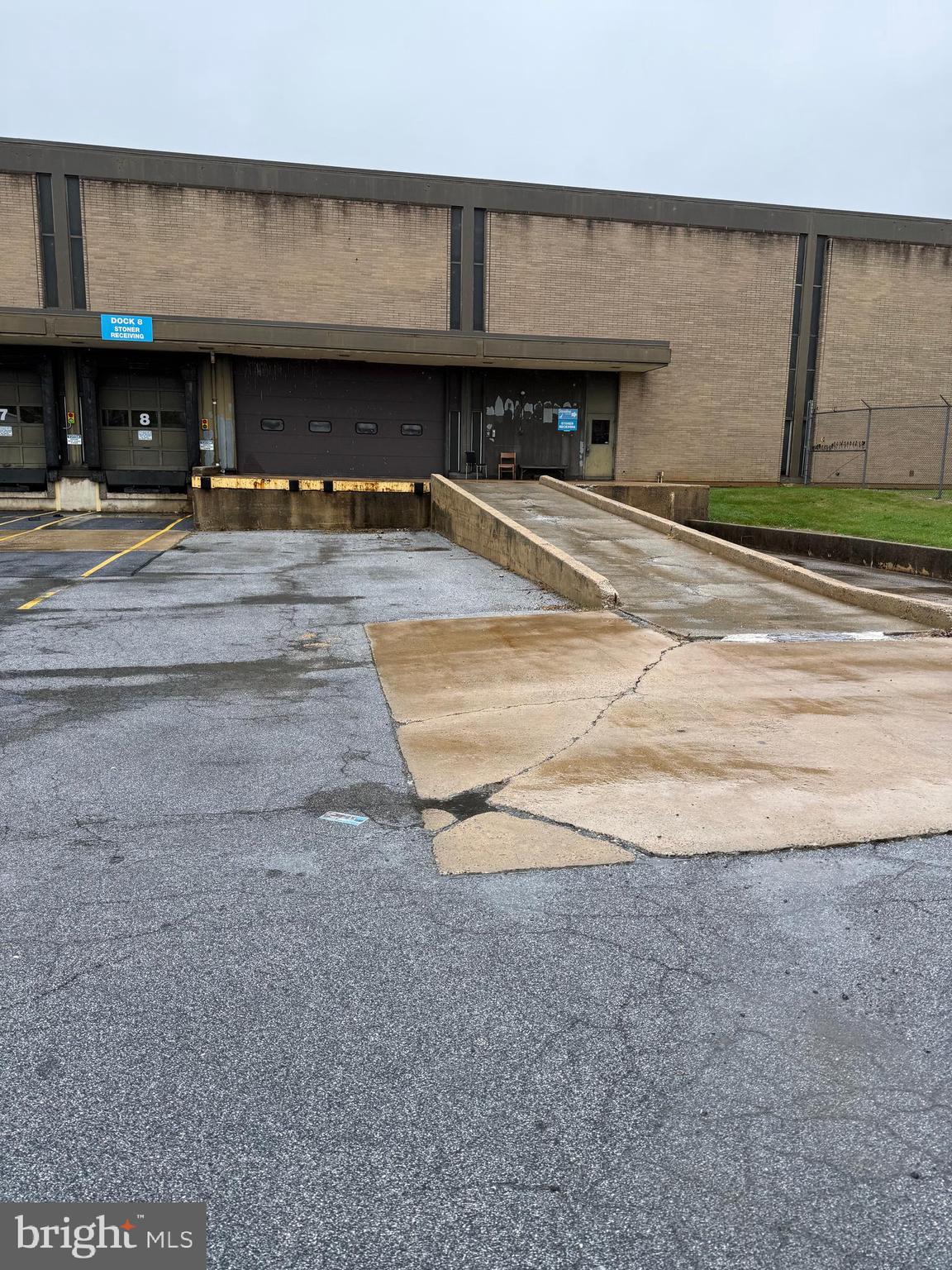 BURLE BUSINESS PARK - Commercial Lease