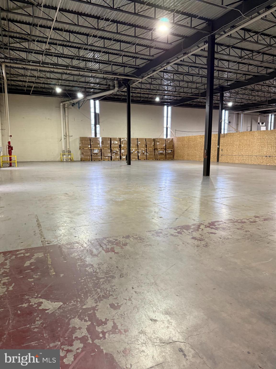 BURLE BUSINESS PARK - Commercial Lease