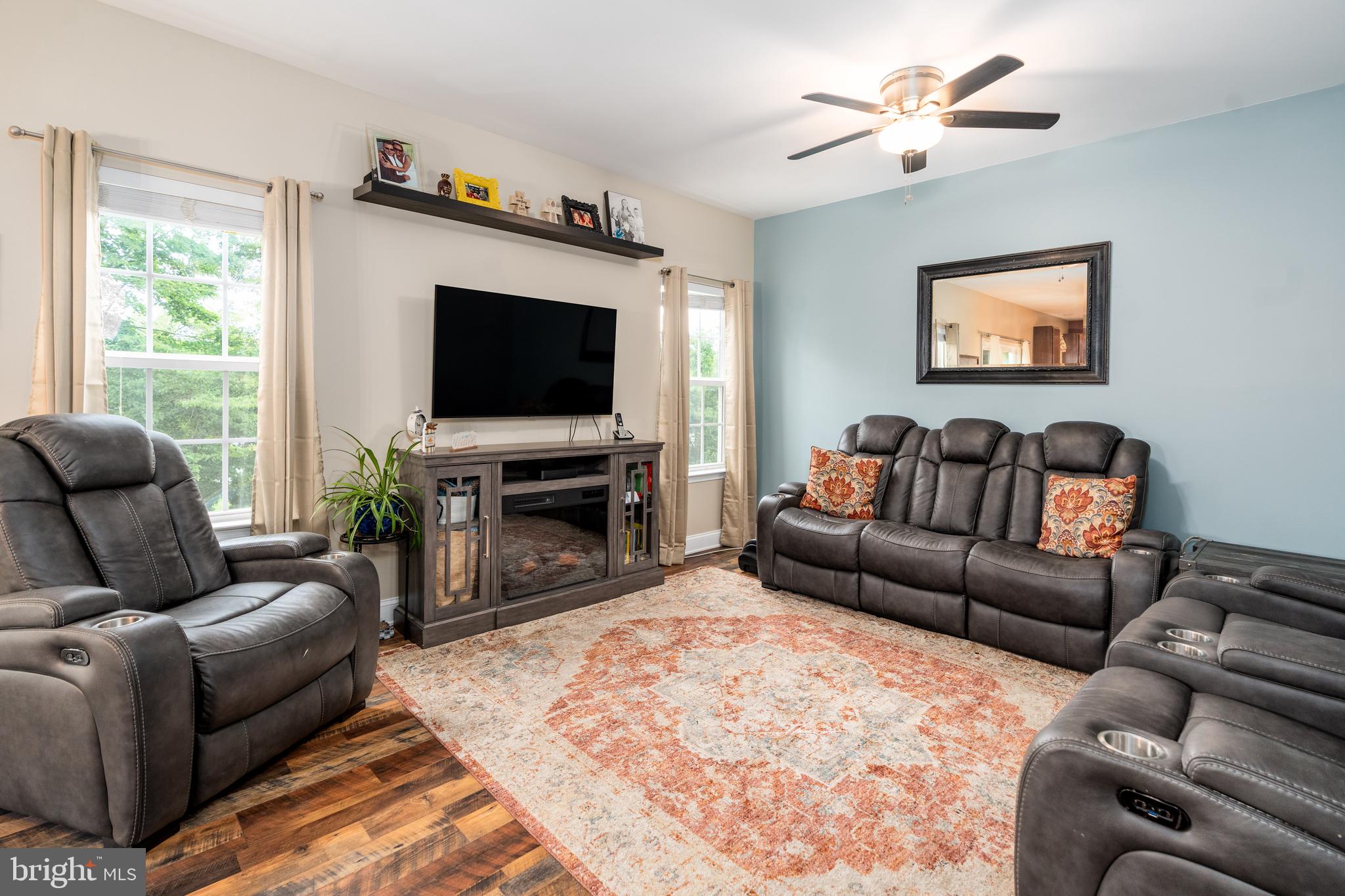 HARBOR VIEW - Residential