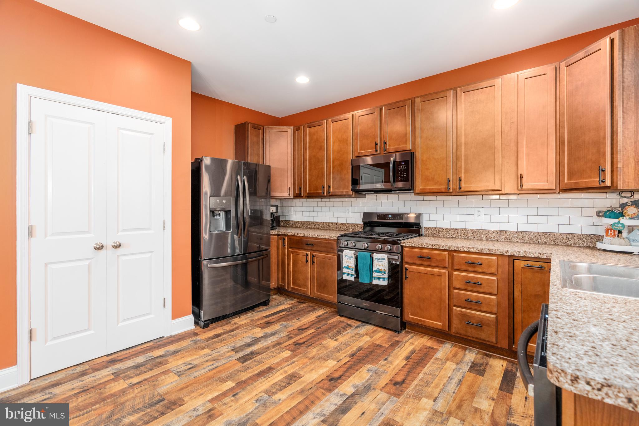 HARBOR VIEW - Residential