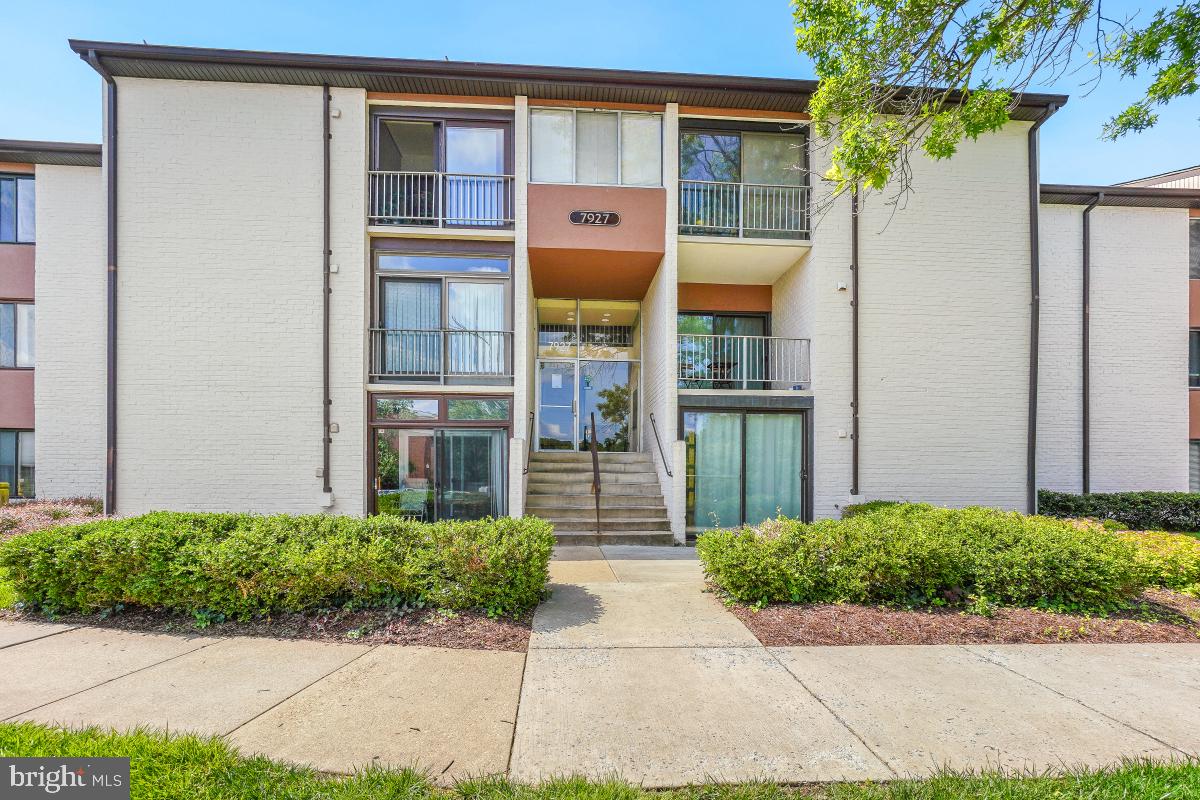 7927 MANDAN ROAD 302
