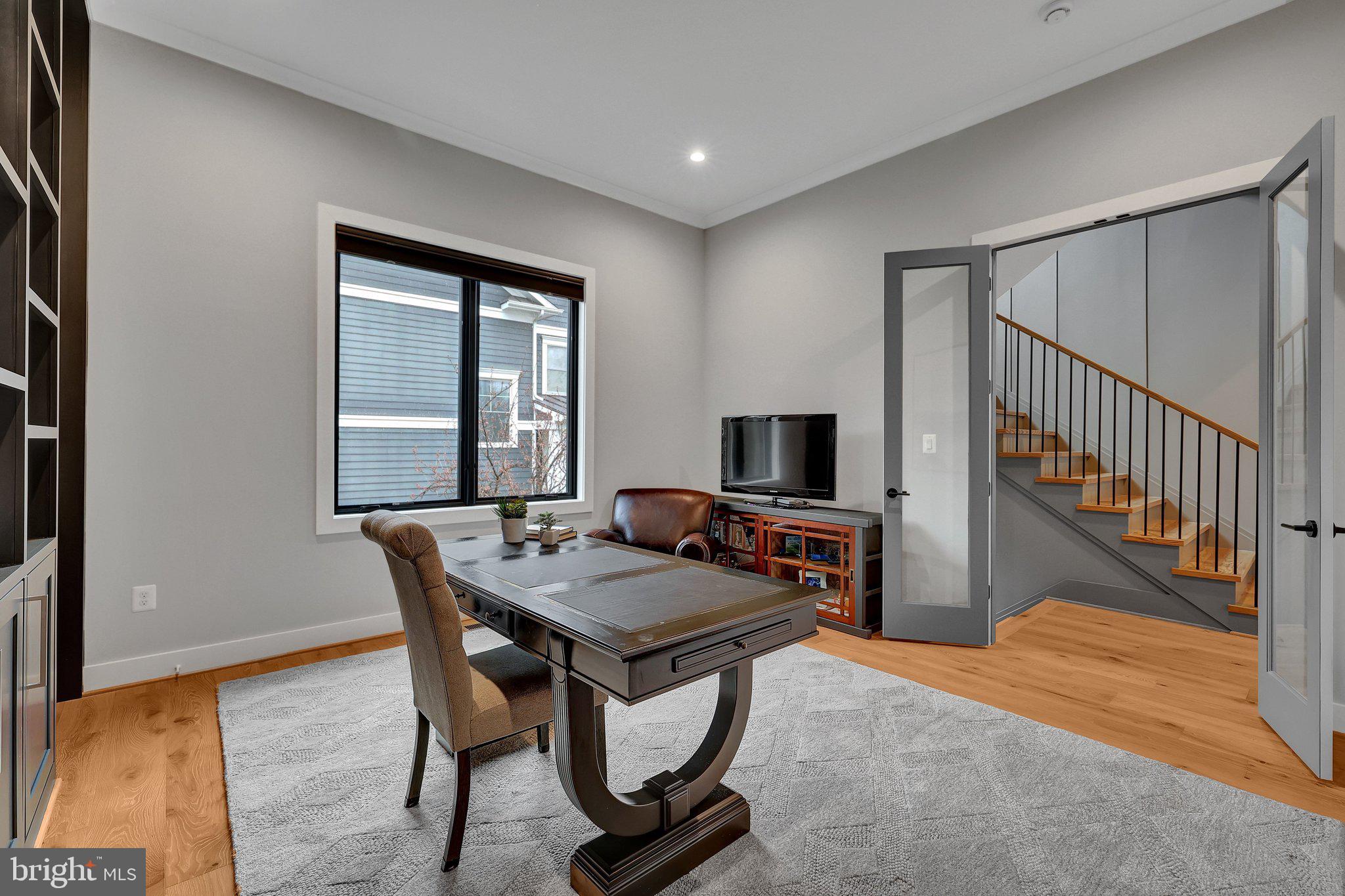 WEST LANGLEY - Residential