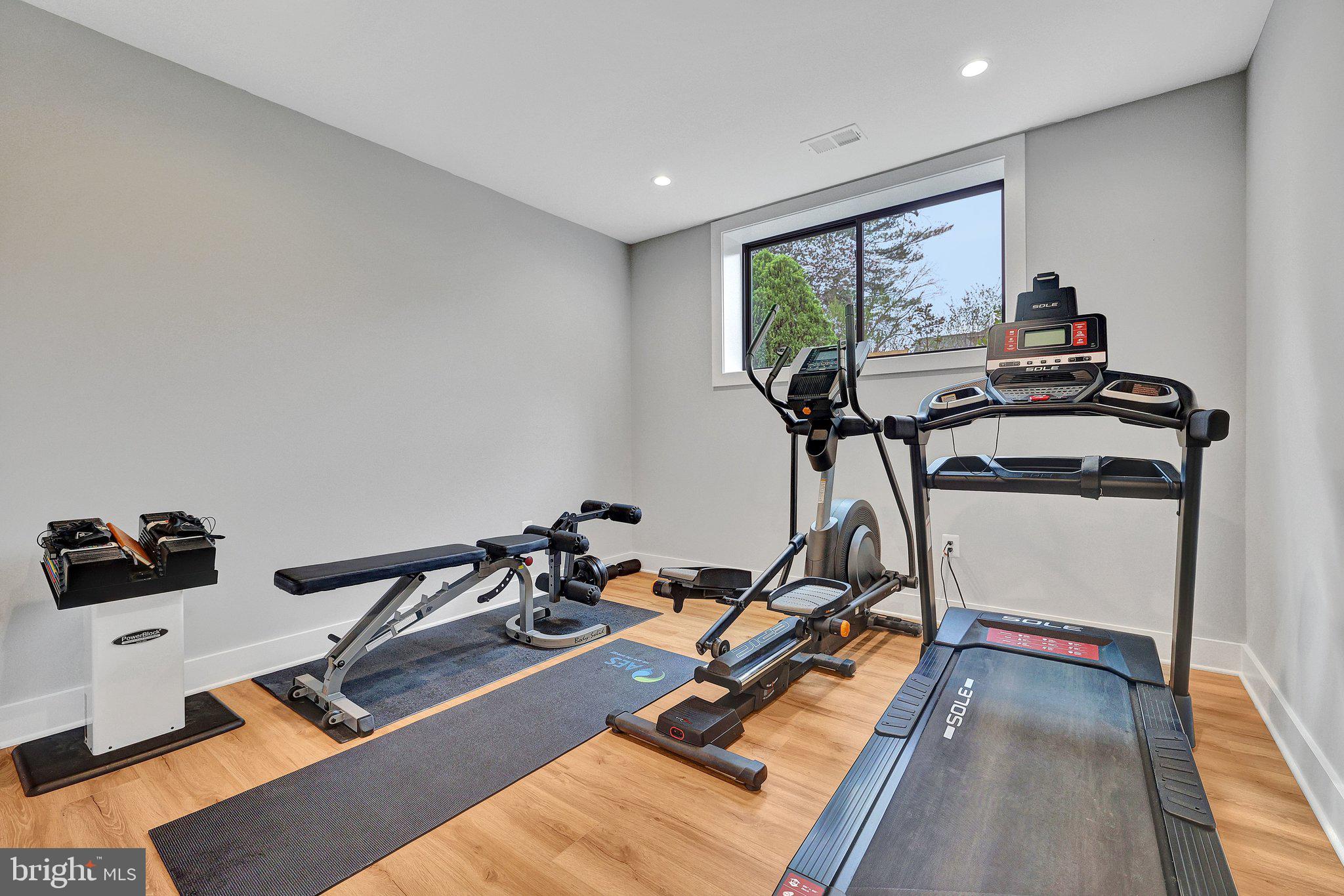 WEST LANGLEY - Residential