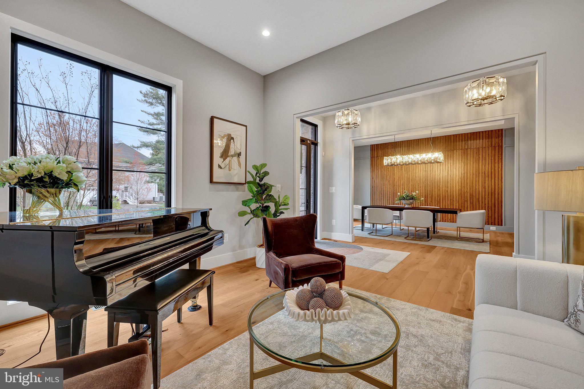 WEST LANGLEY - Residential