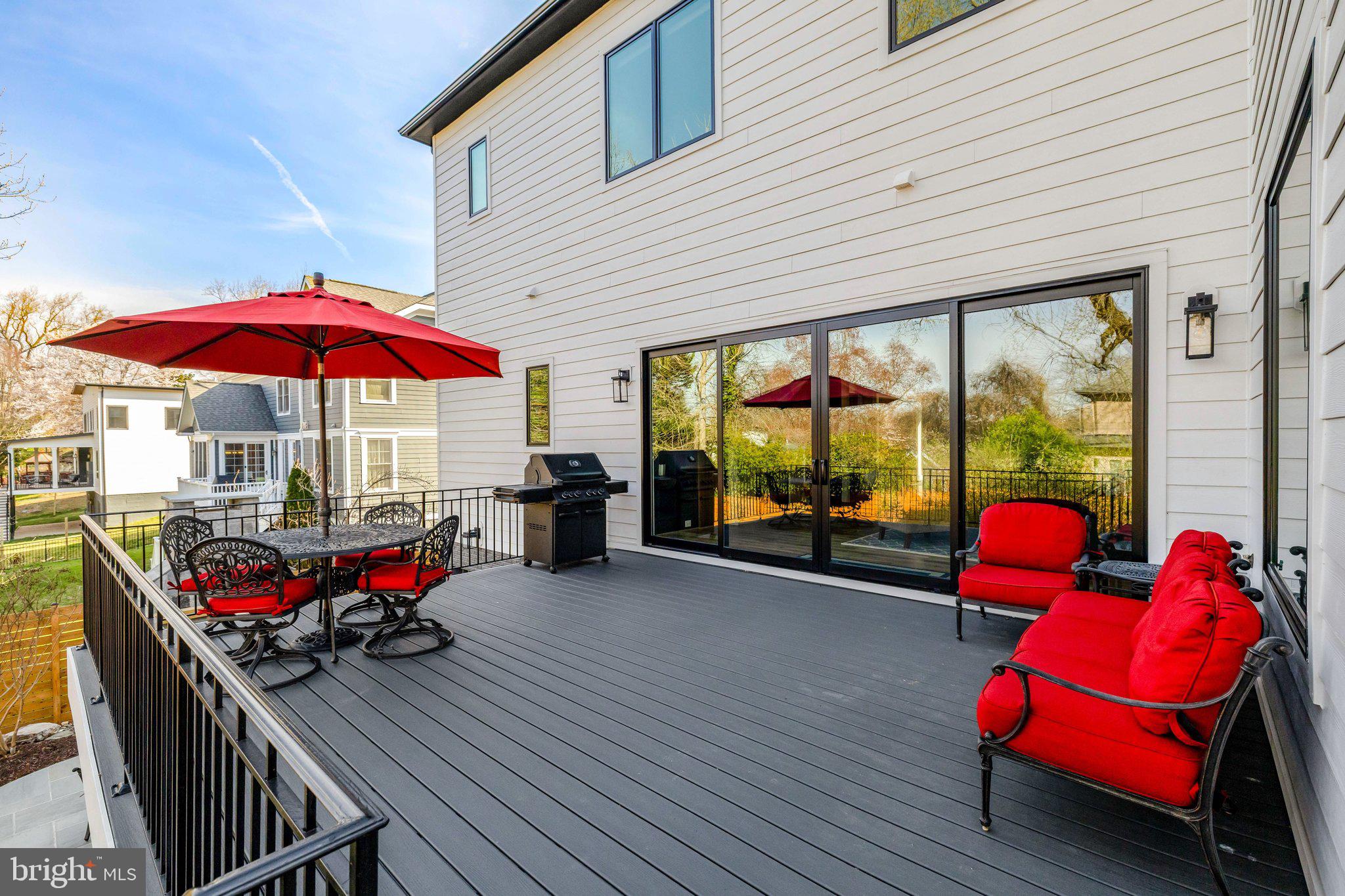 WEST LANGLEY - Residential